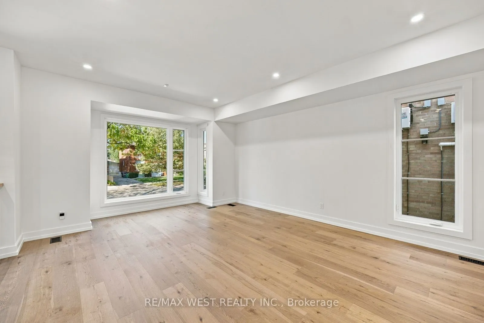 157 Aldercrest Avenue