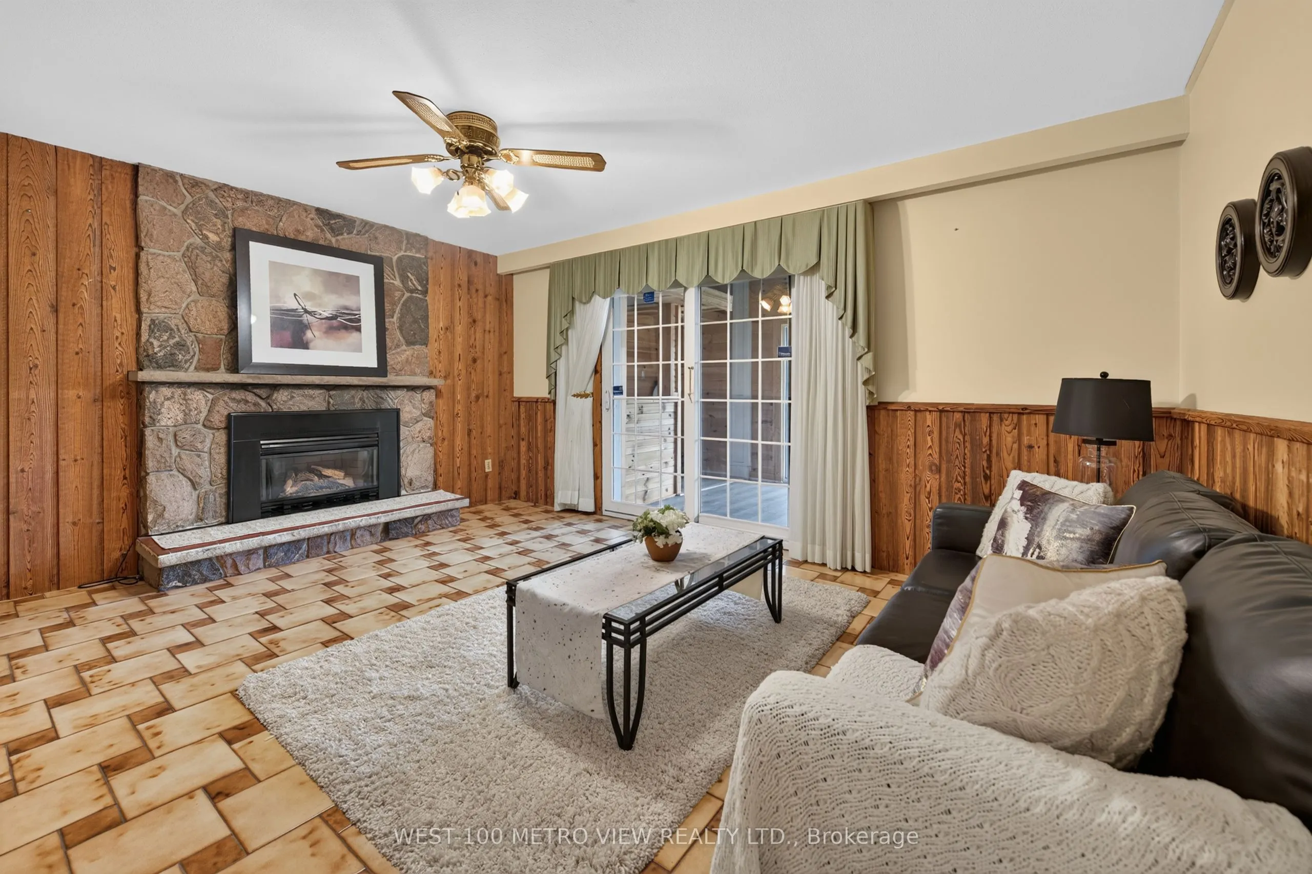 3411 Pinesmoke Crescent