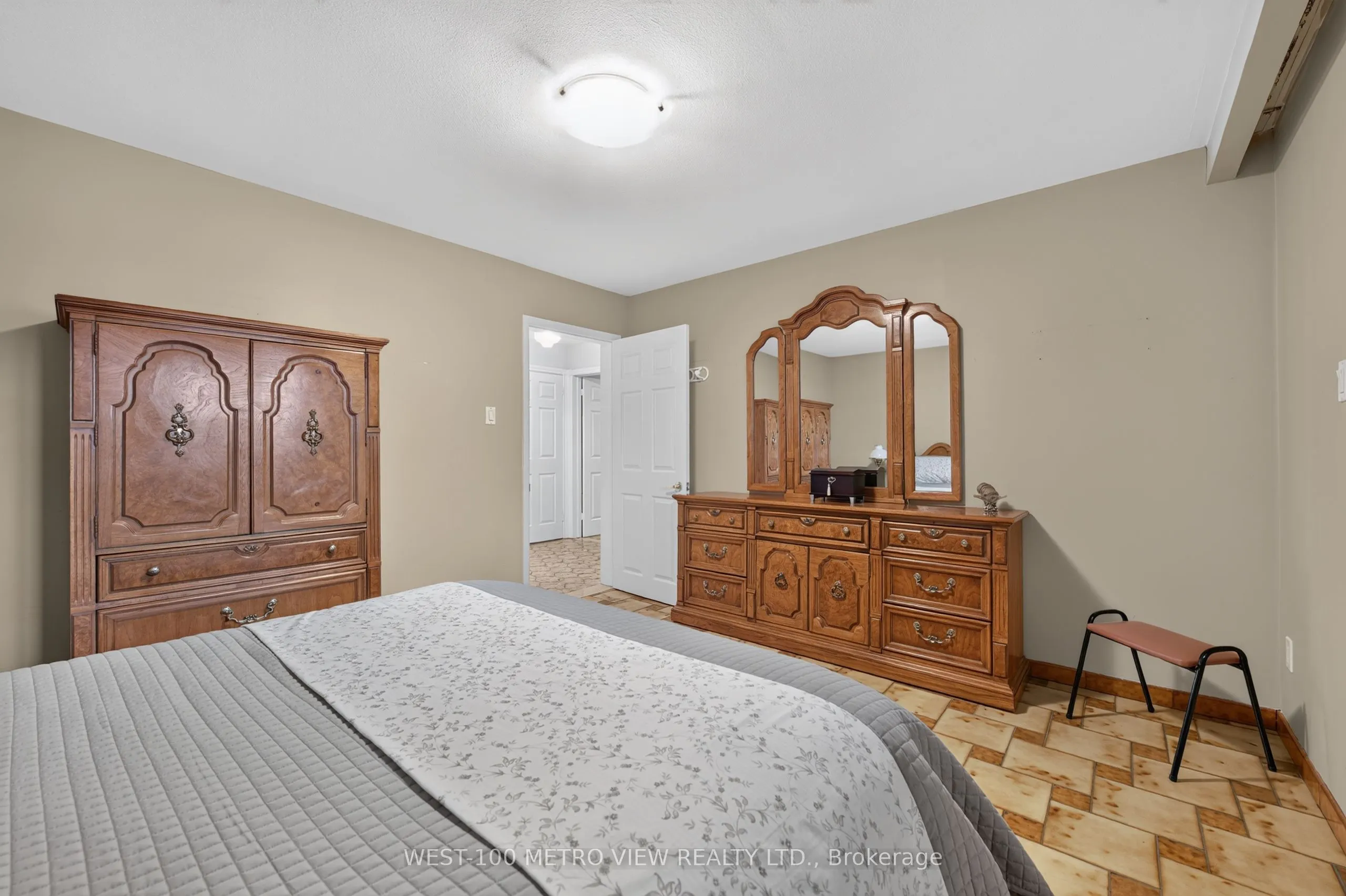 3411 Pinesmoke Crescent