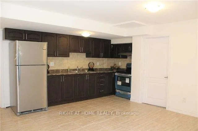 19 Blazing Star Drive S #Basement Unit