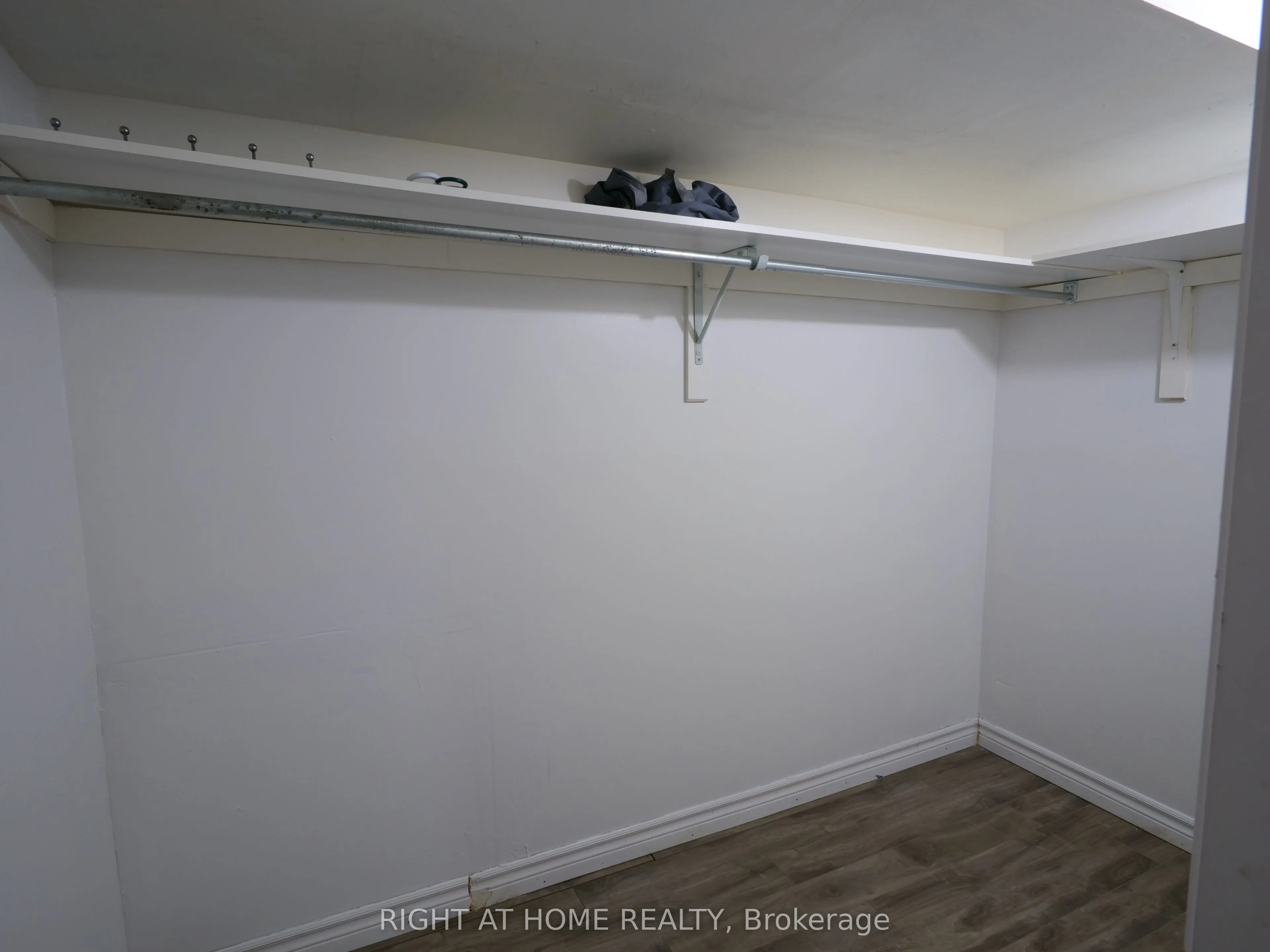 19 Blazing Star Drive S #Basement Unit