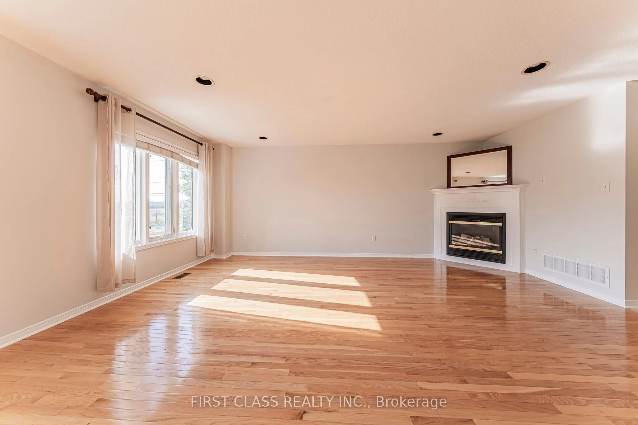 5110 Fairview Street #24