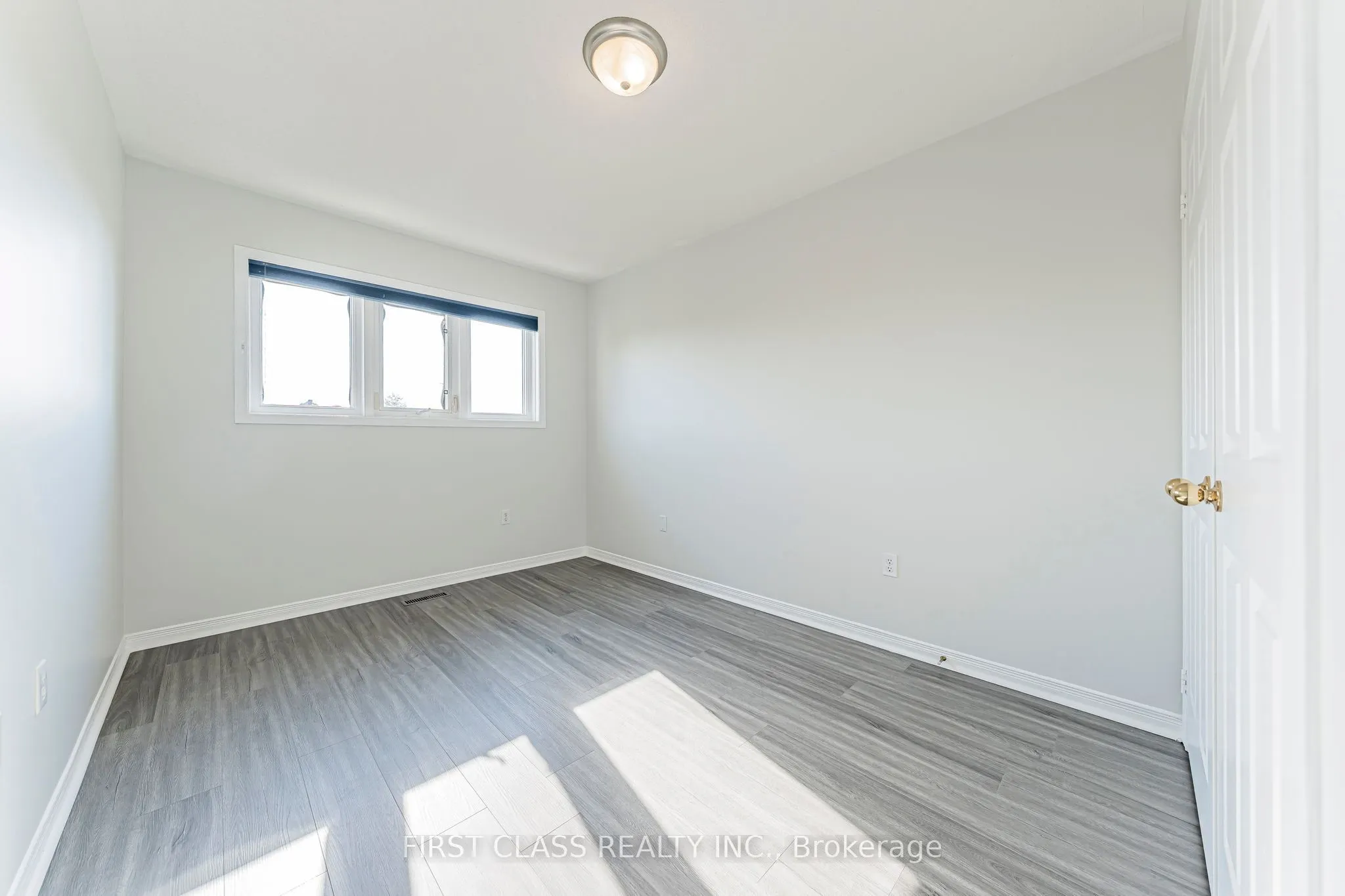 5110 Fairview Street #24