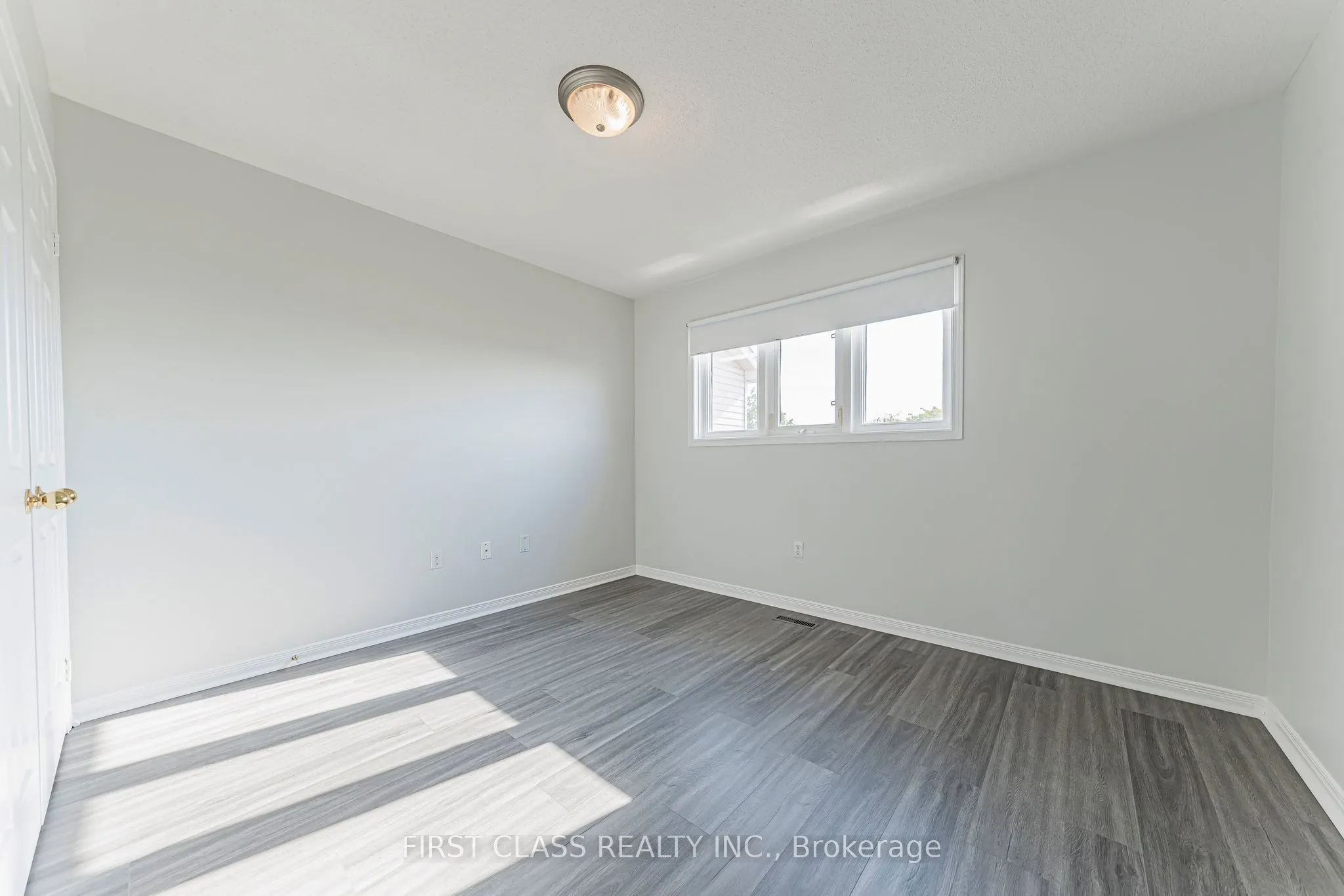 5110 Fairview Street #24