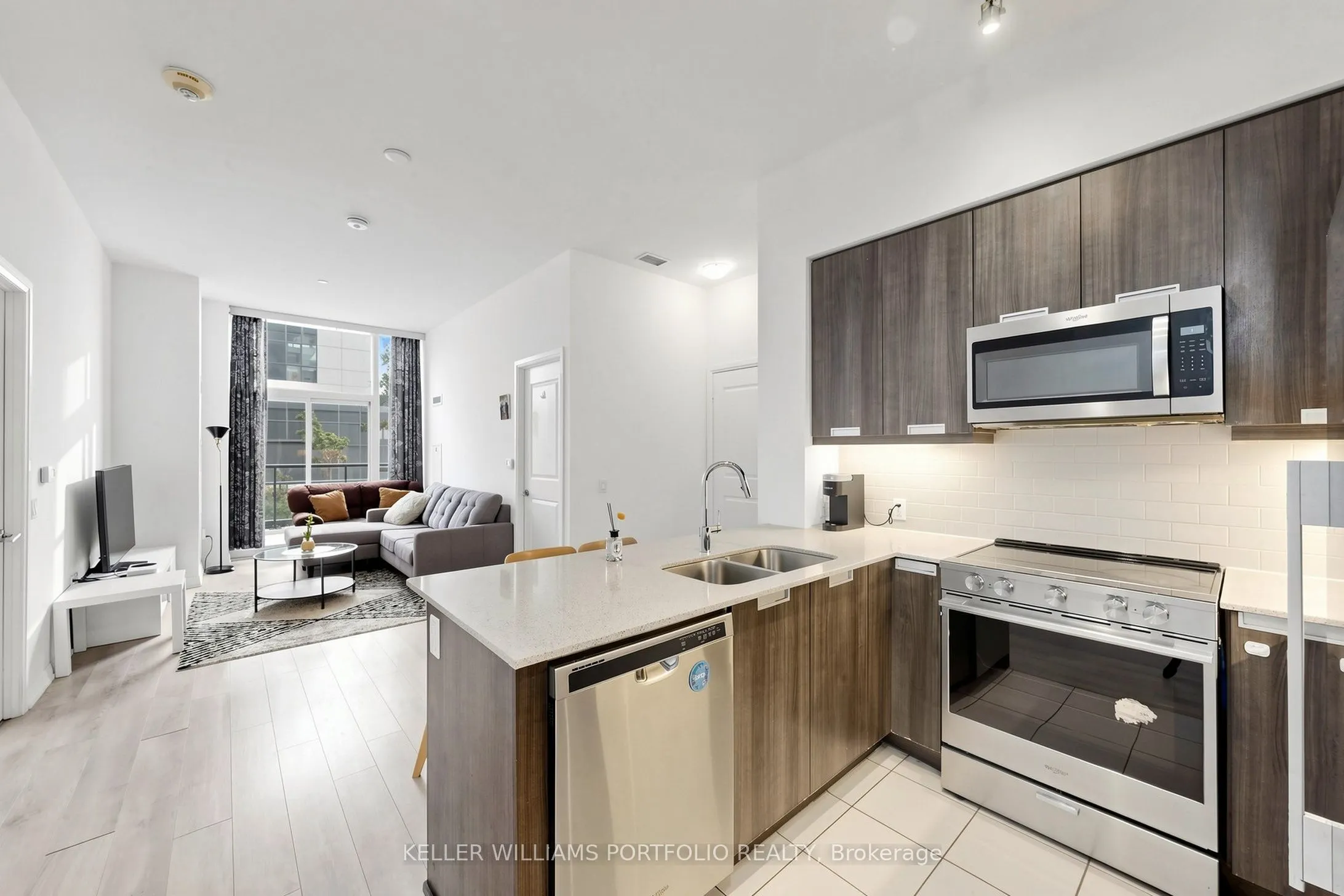 35 Watergarden Drive #112