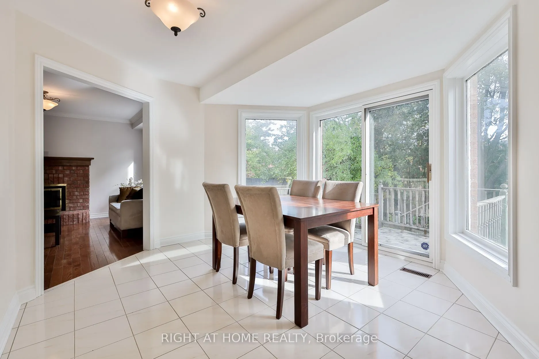 560 Chagall Court