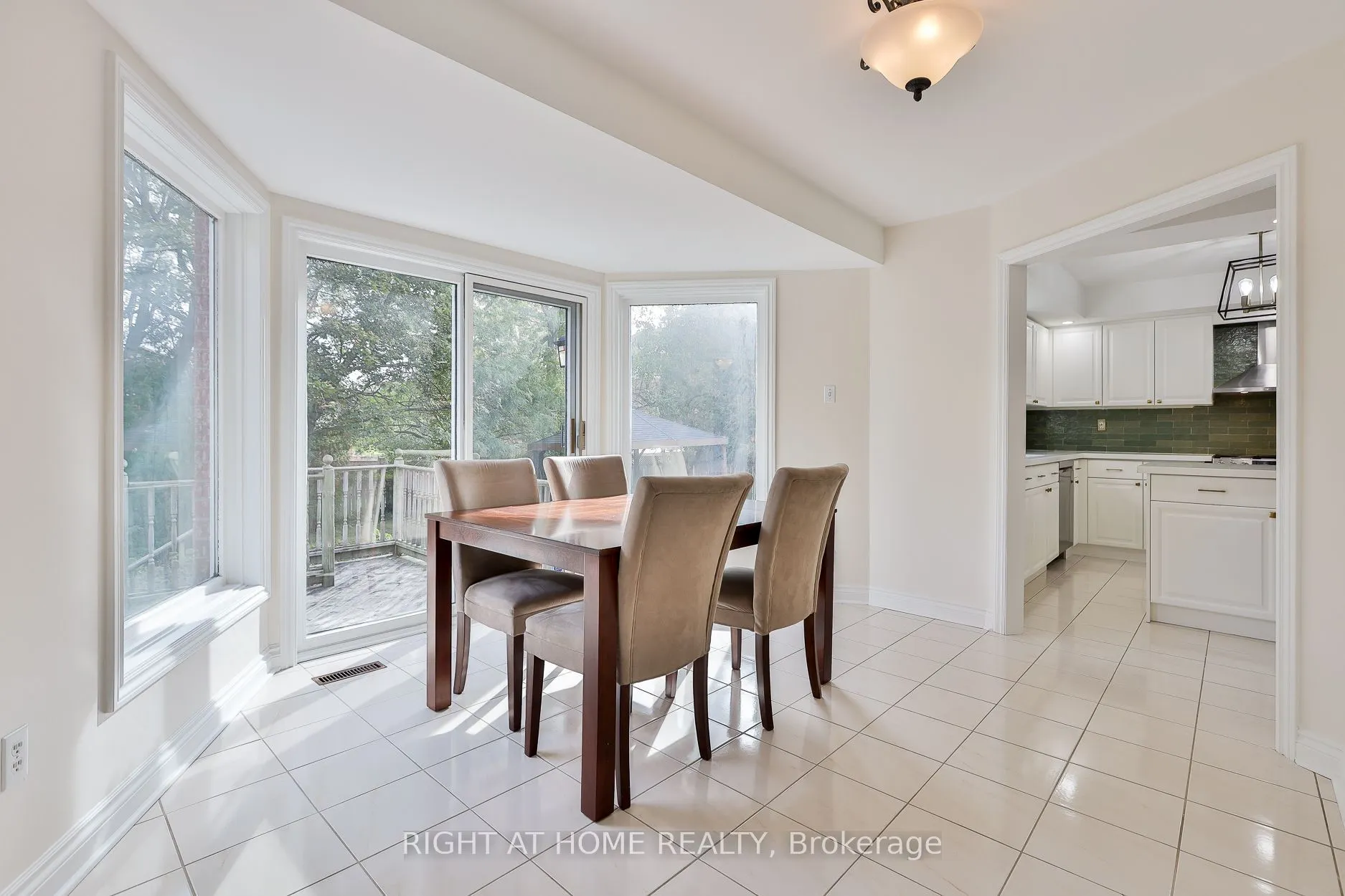 560 Chagall Court