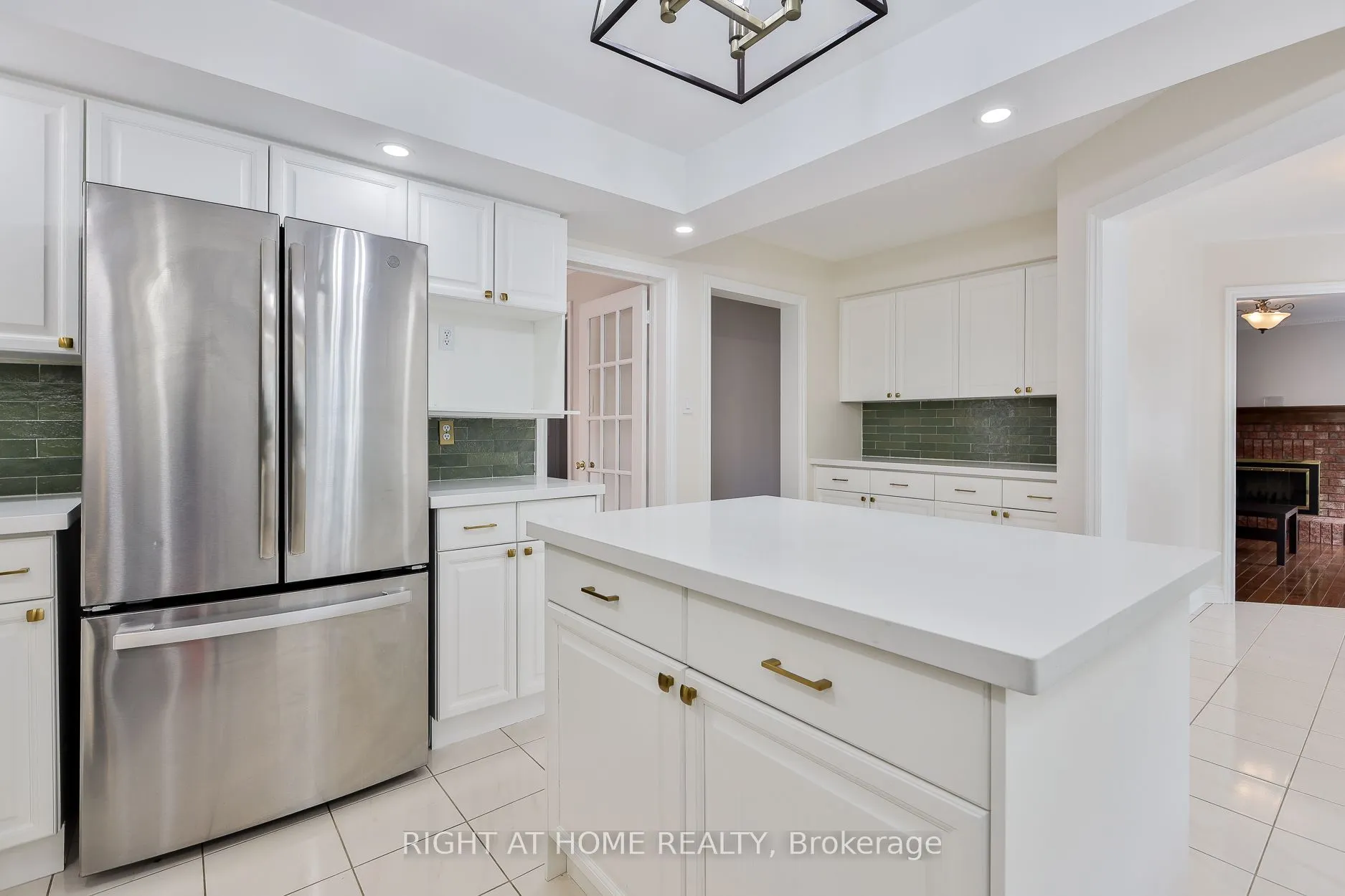 560 Chagall Court