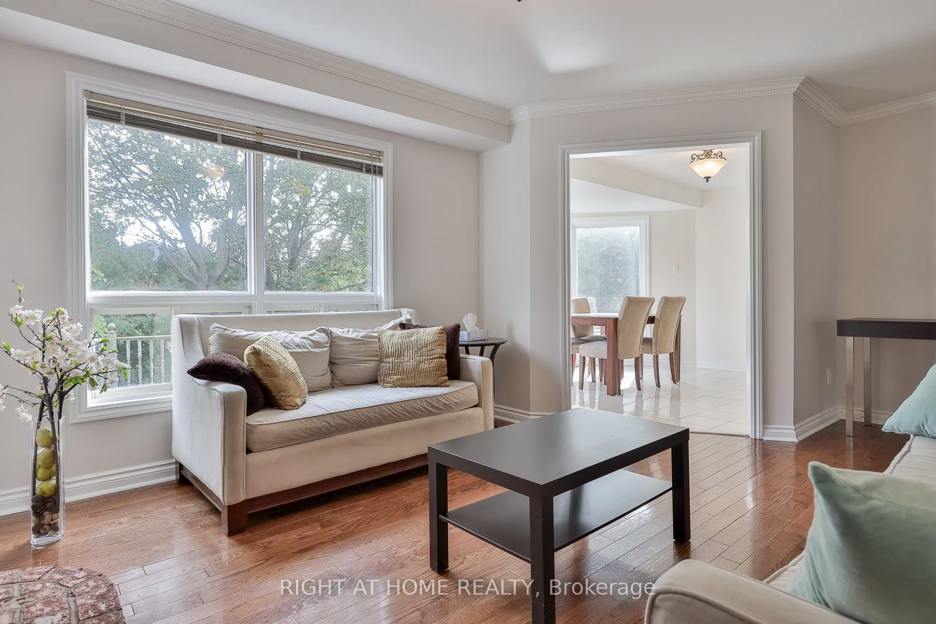 560 Chagall Court