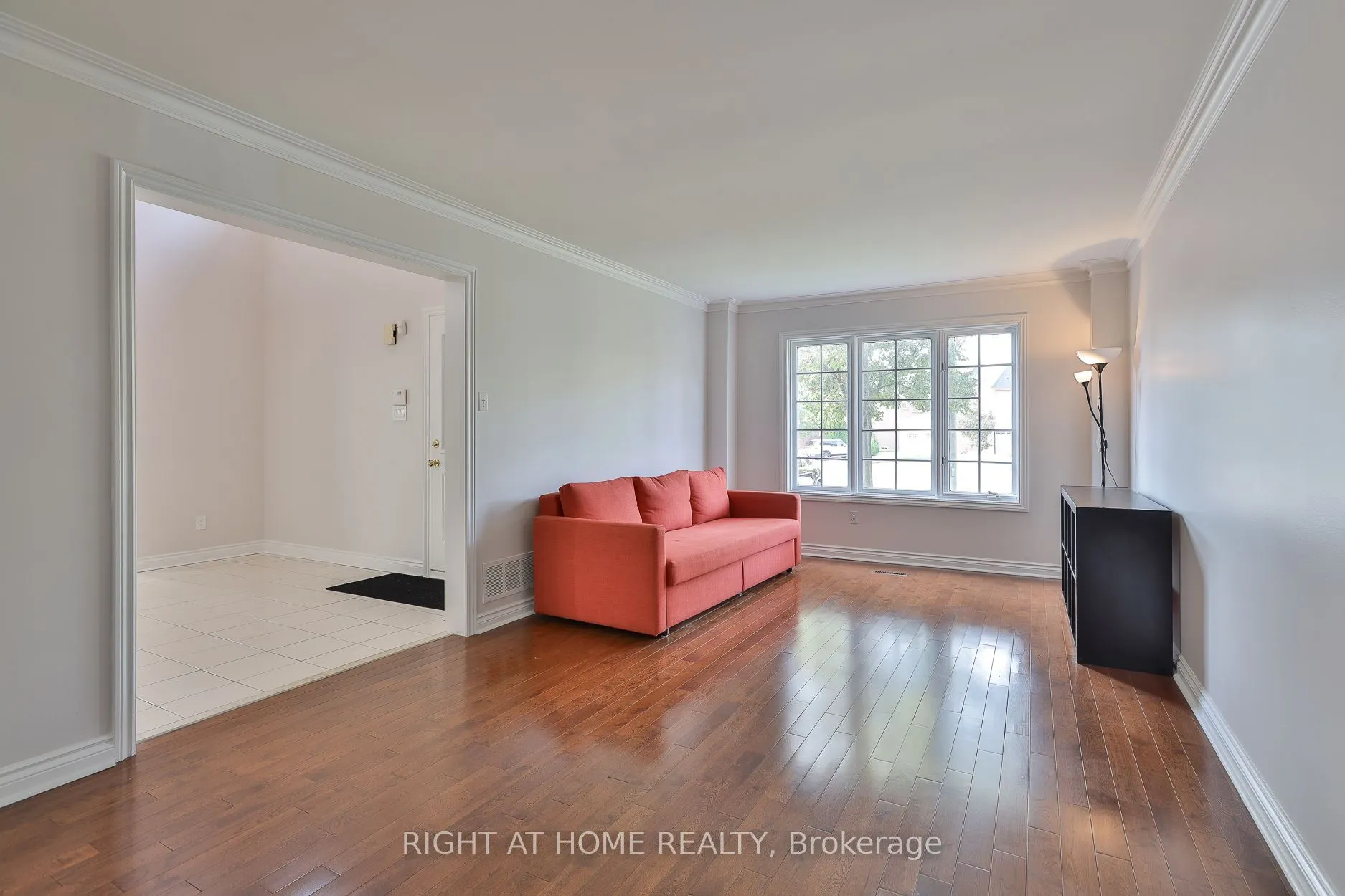 560 Chagall Court