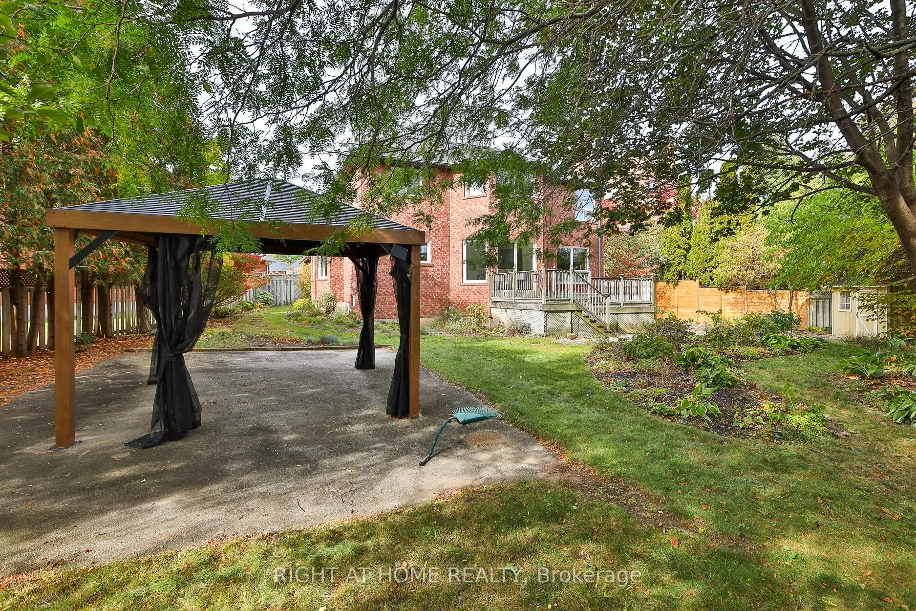 560 Chagall Court