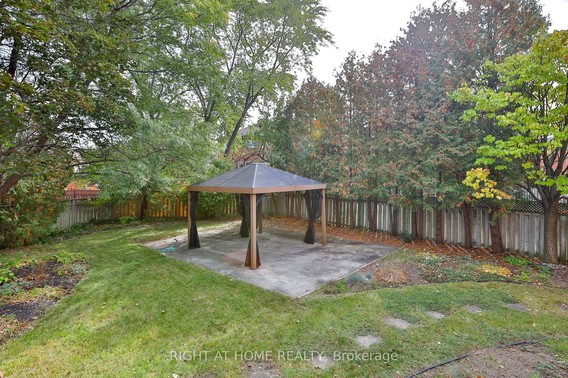 560 Chagall Court
