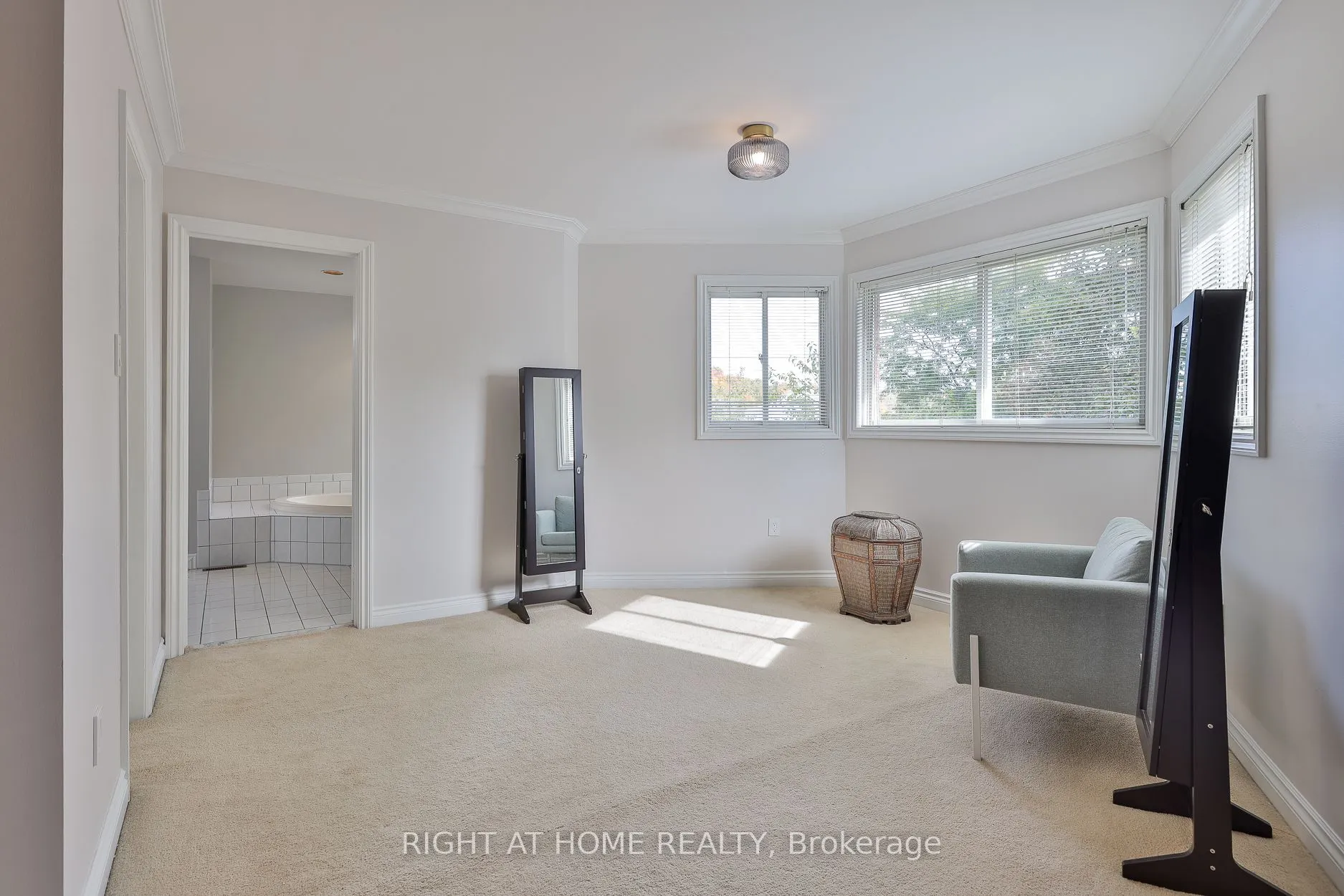 560 Chagall Court