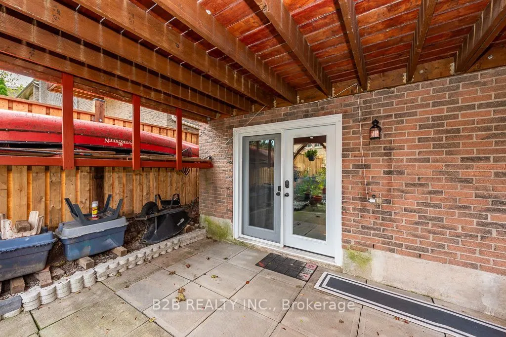 4112 trapper Crescent
