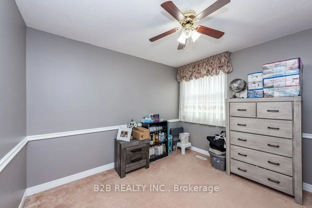 4112 trapper Crescent