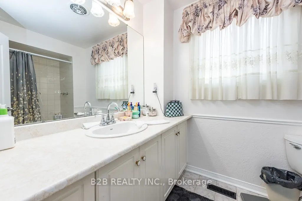 4112 trapper Crescent