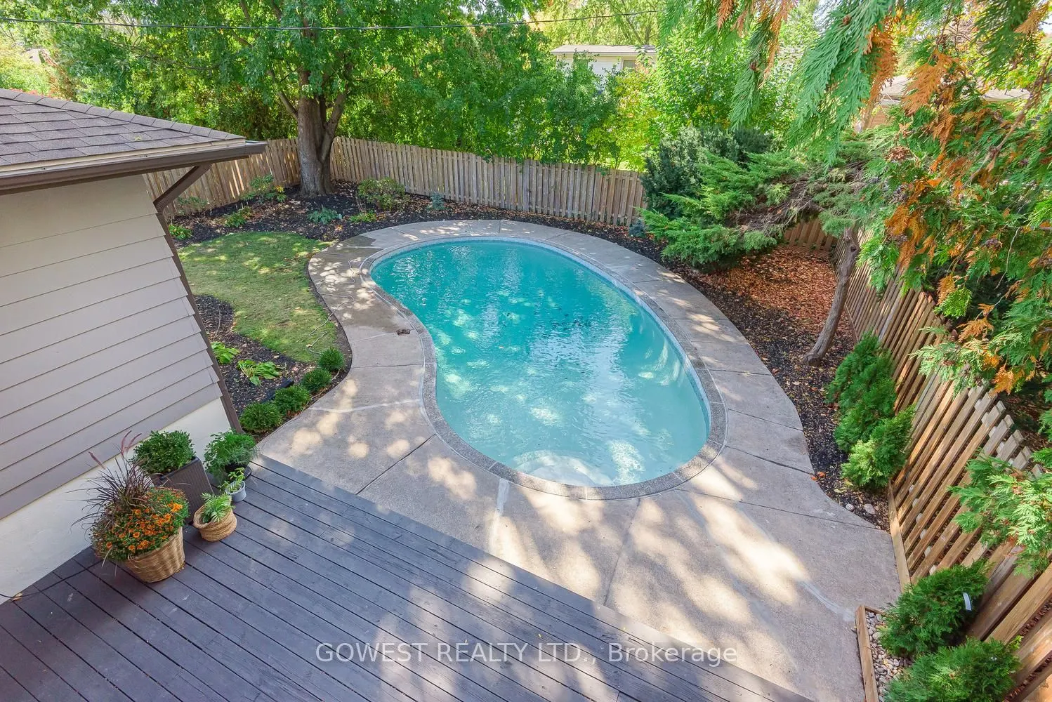 342 Bryant Crescent