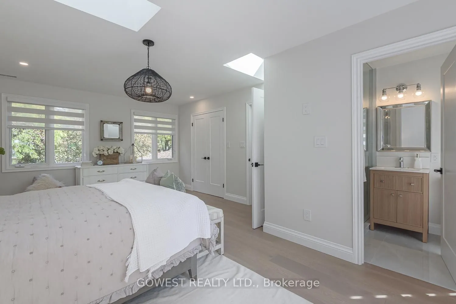 342 Bryant Crescent