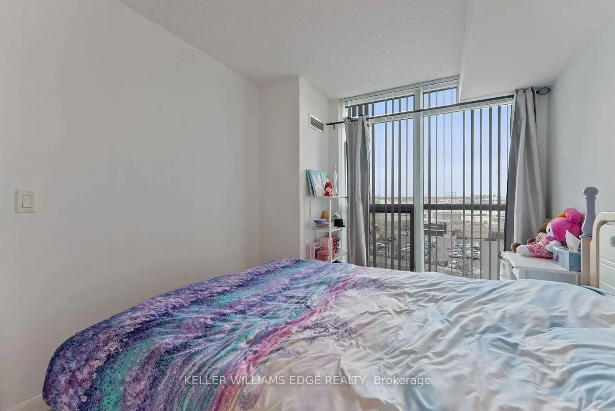 215 Sherway Gardens Road #809