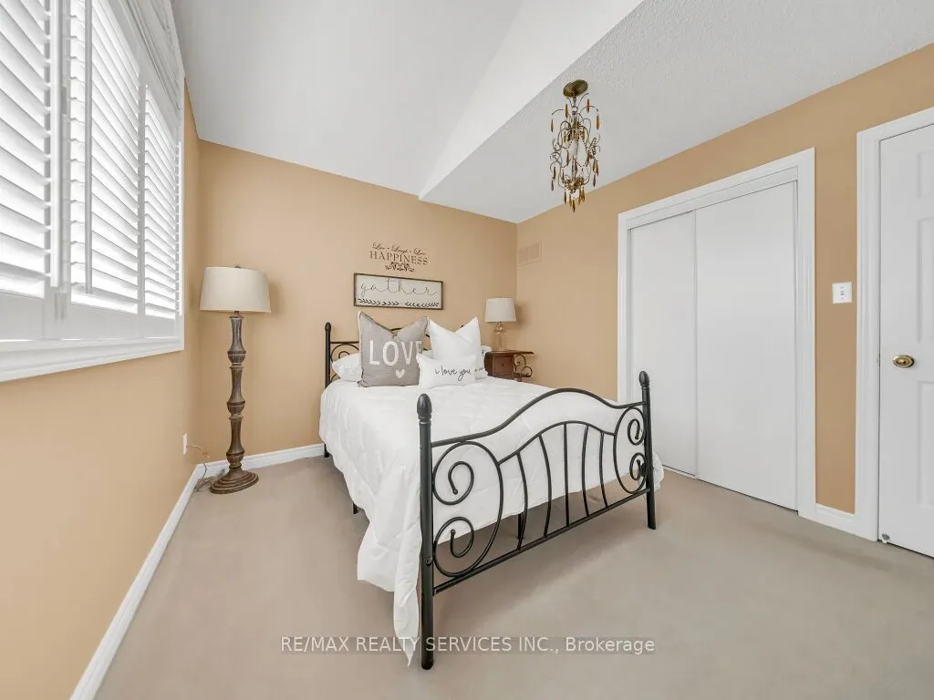 58 Sunny Glen Crescent