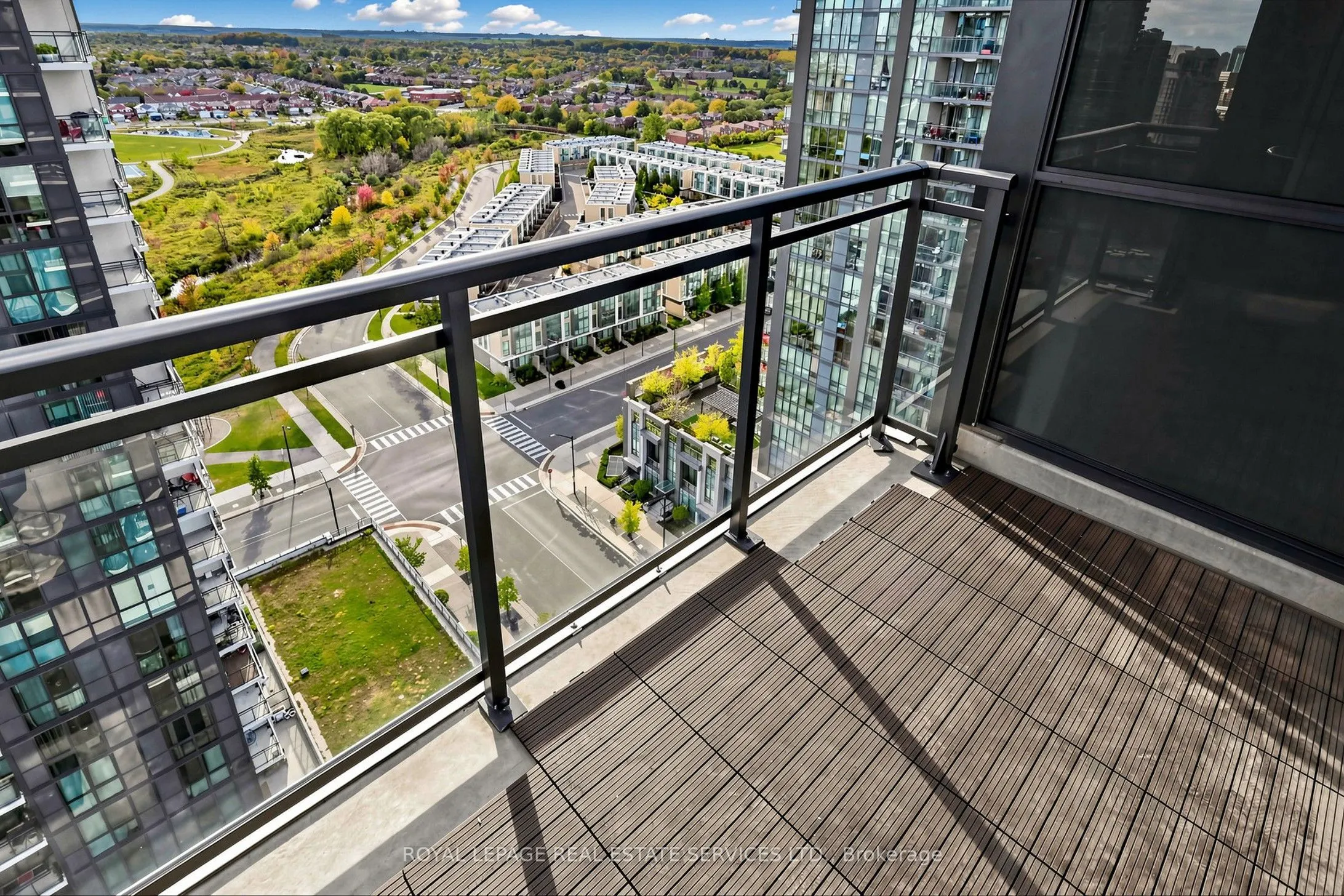 55 Eglinton Avenue W #1701