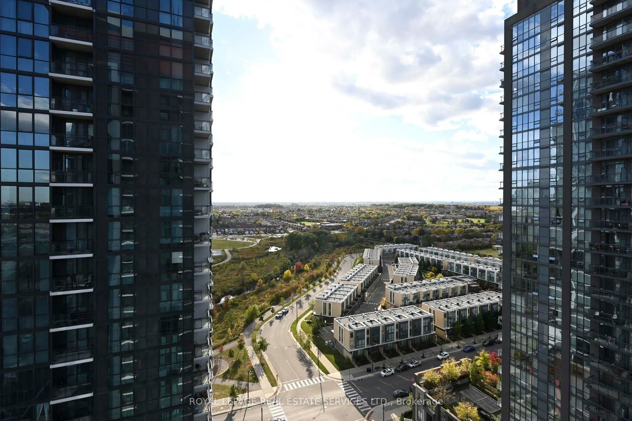 55 Eglinton Avenue W #1701