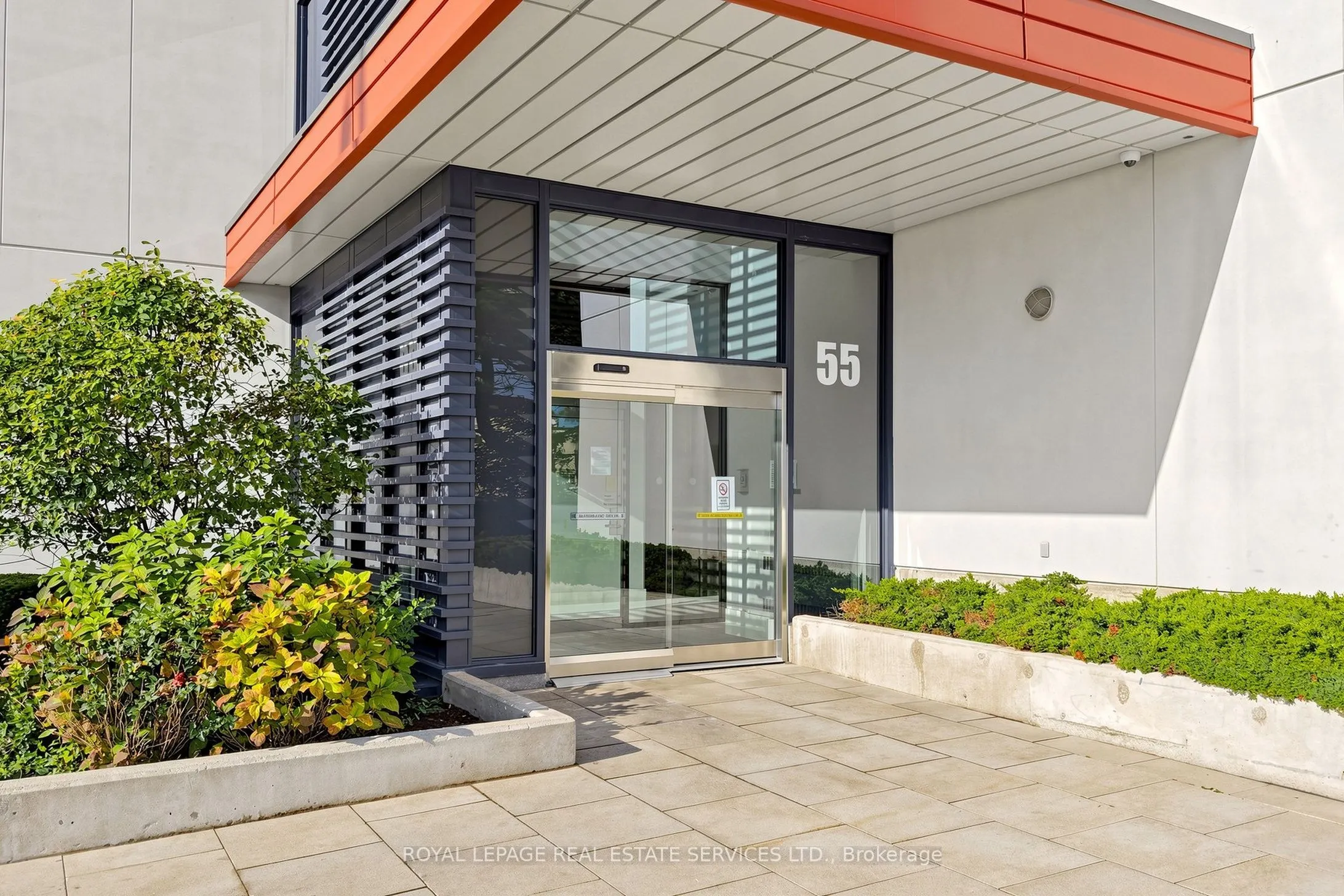 55 Eglinton Avenue W #1701