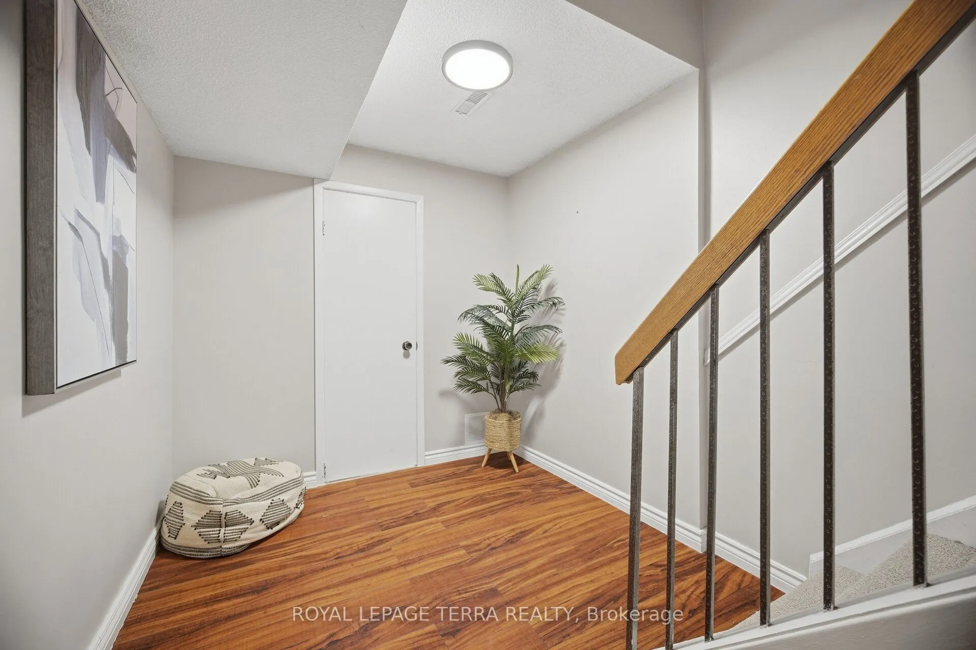 1951 Rathburn Road E #138