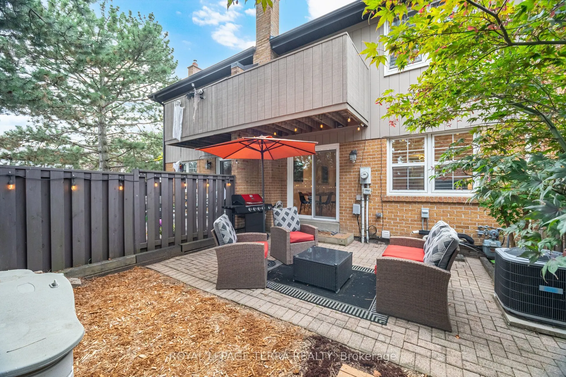 1951 Rathburn Road E #138