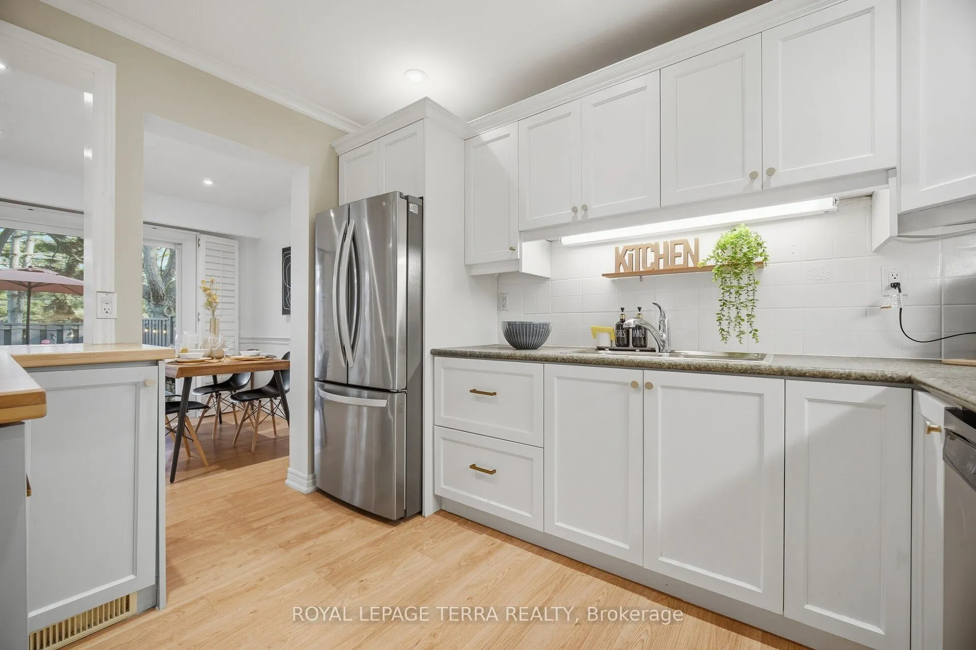 1951 Rathburn Road E #138