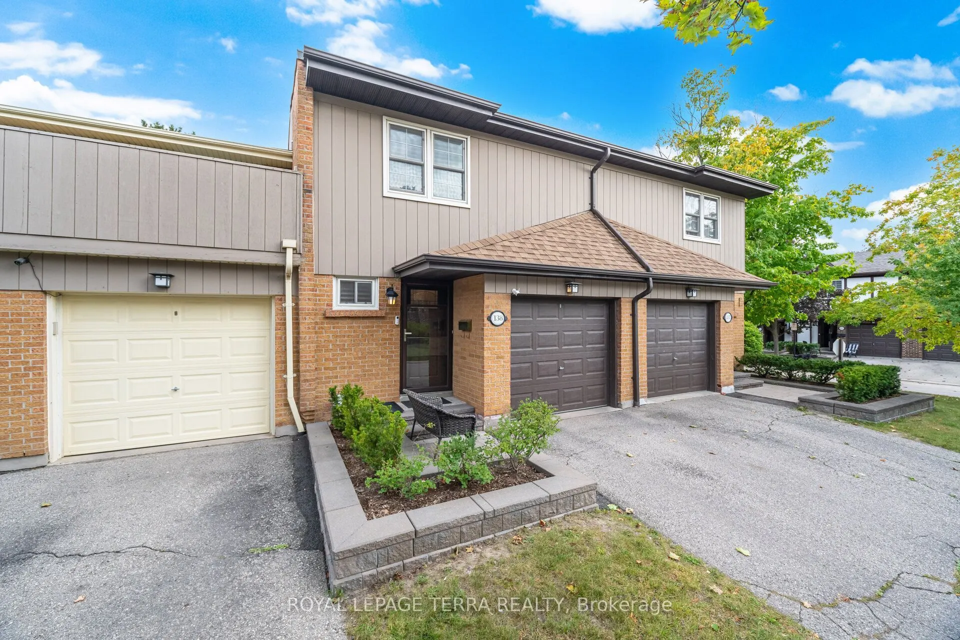 1951 Rathburn Road E #138