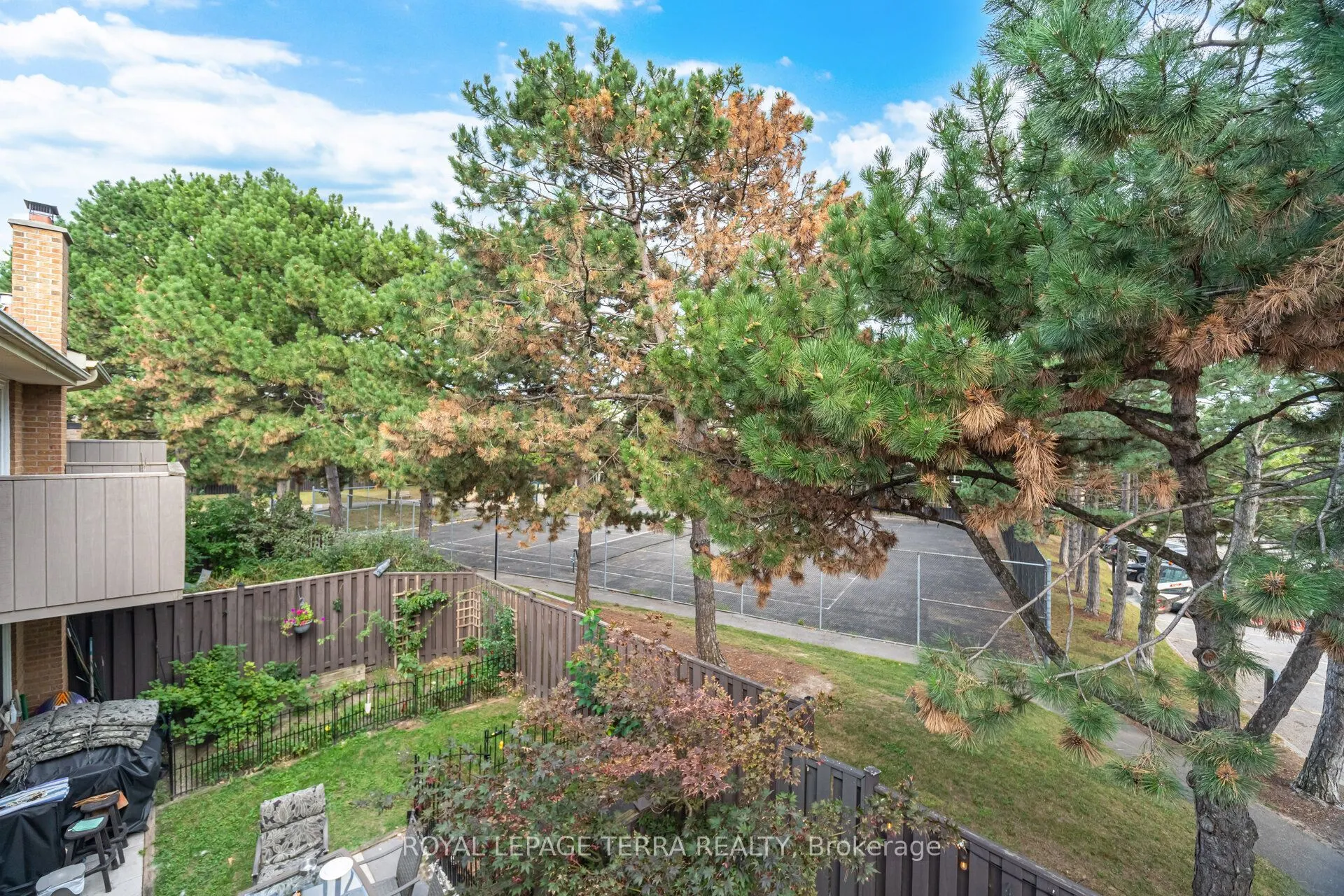1951 Rathburn Road E #138