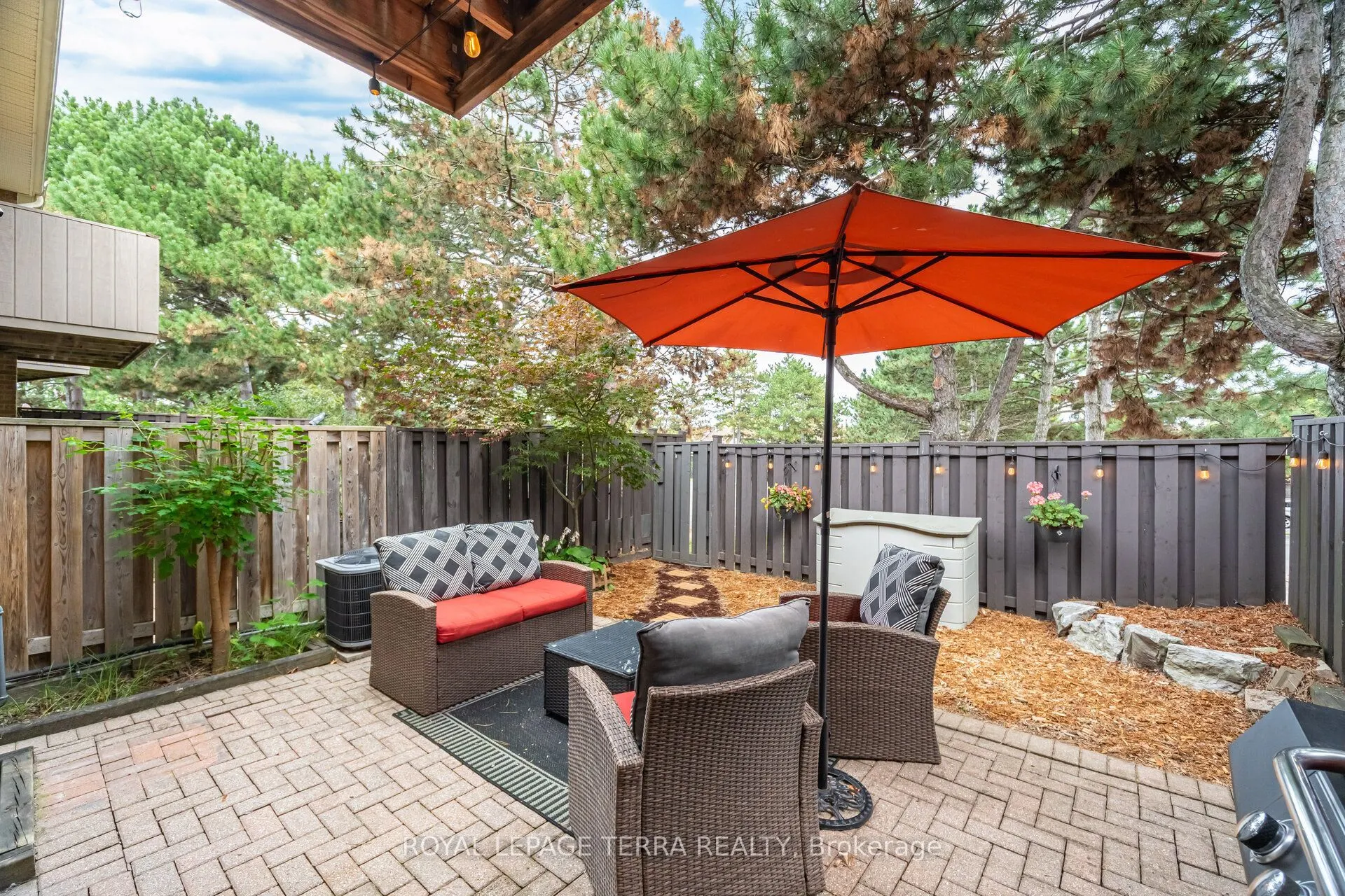 1951 Rathburn Road E #138