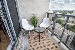 5 Michael Power Place #Ph02