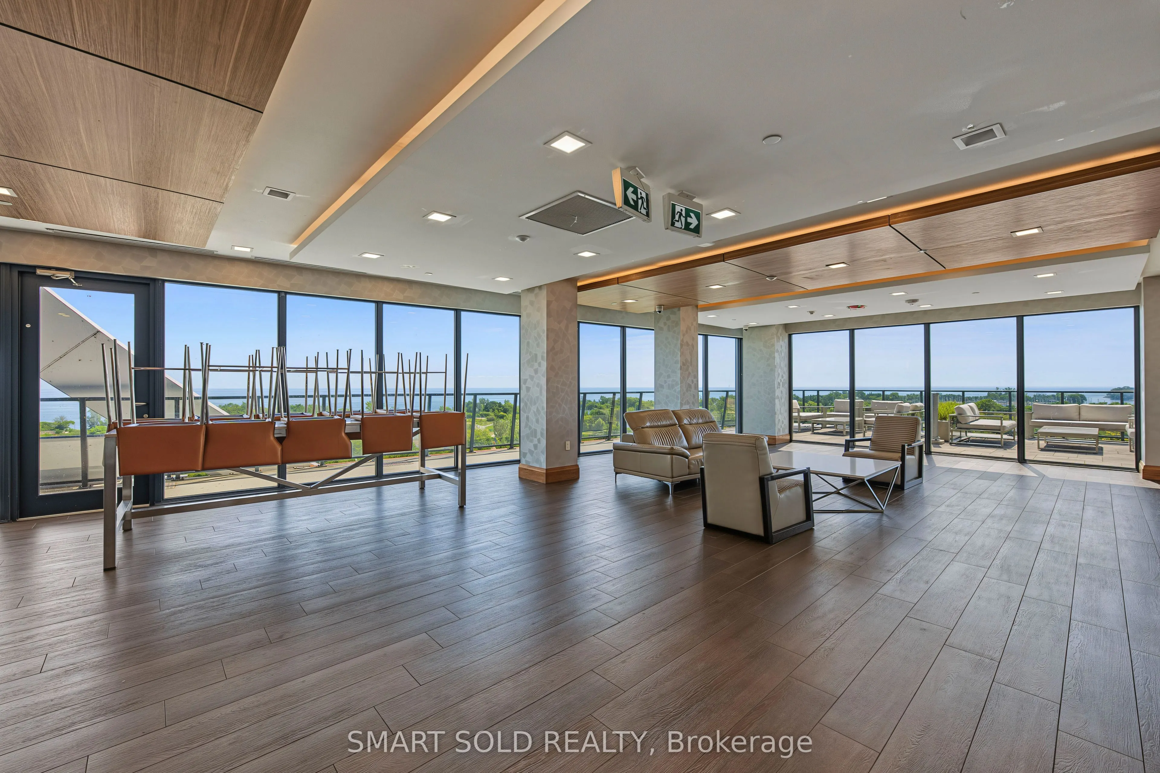 30 Shore Breeze Drive #2313