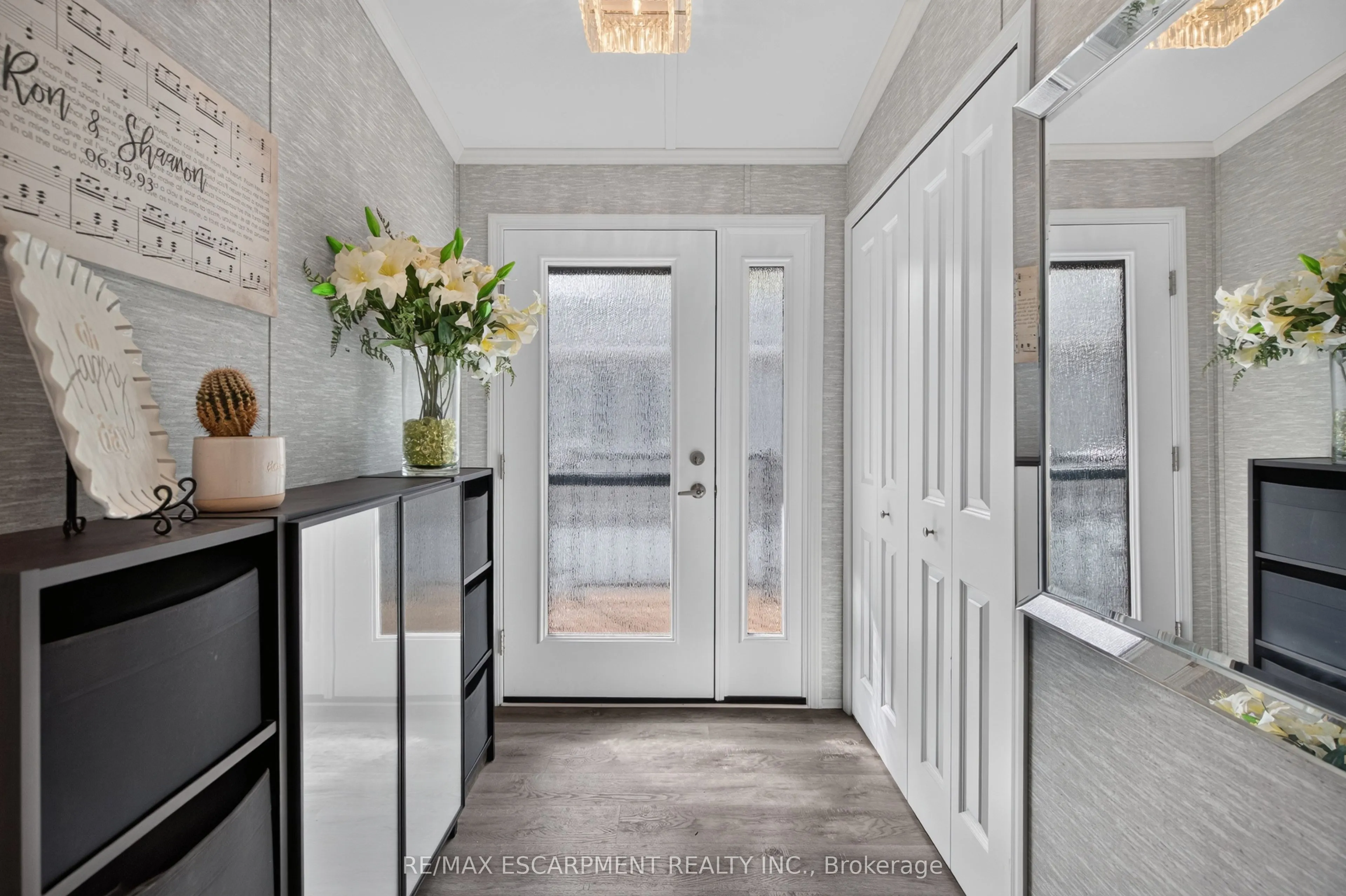 4449 Milburough Line #5 Oak Street
