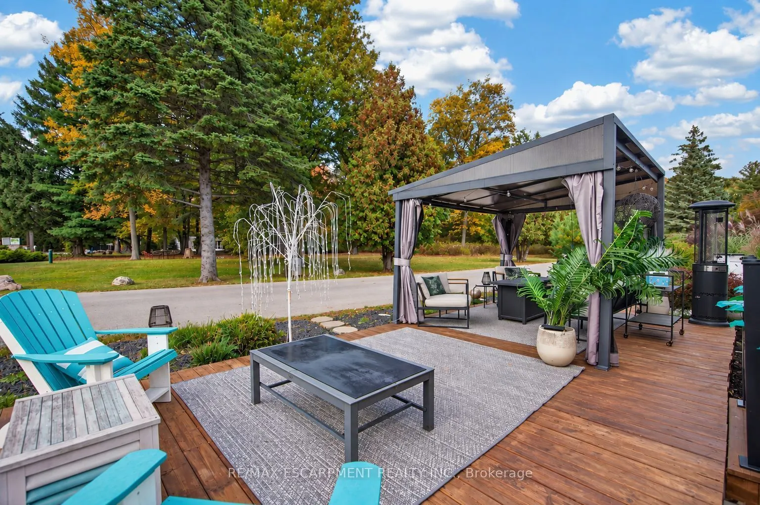 4449 Milburough Line #5 Oak Street