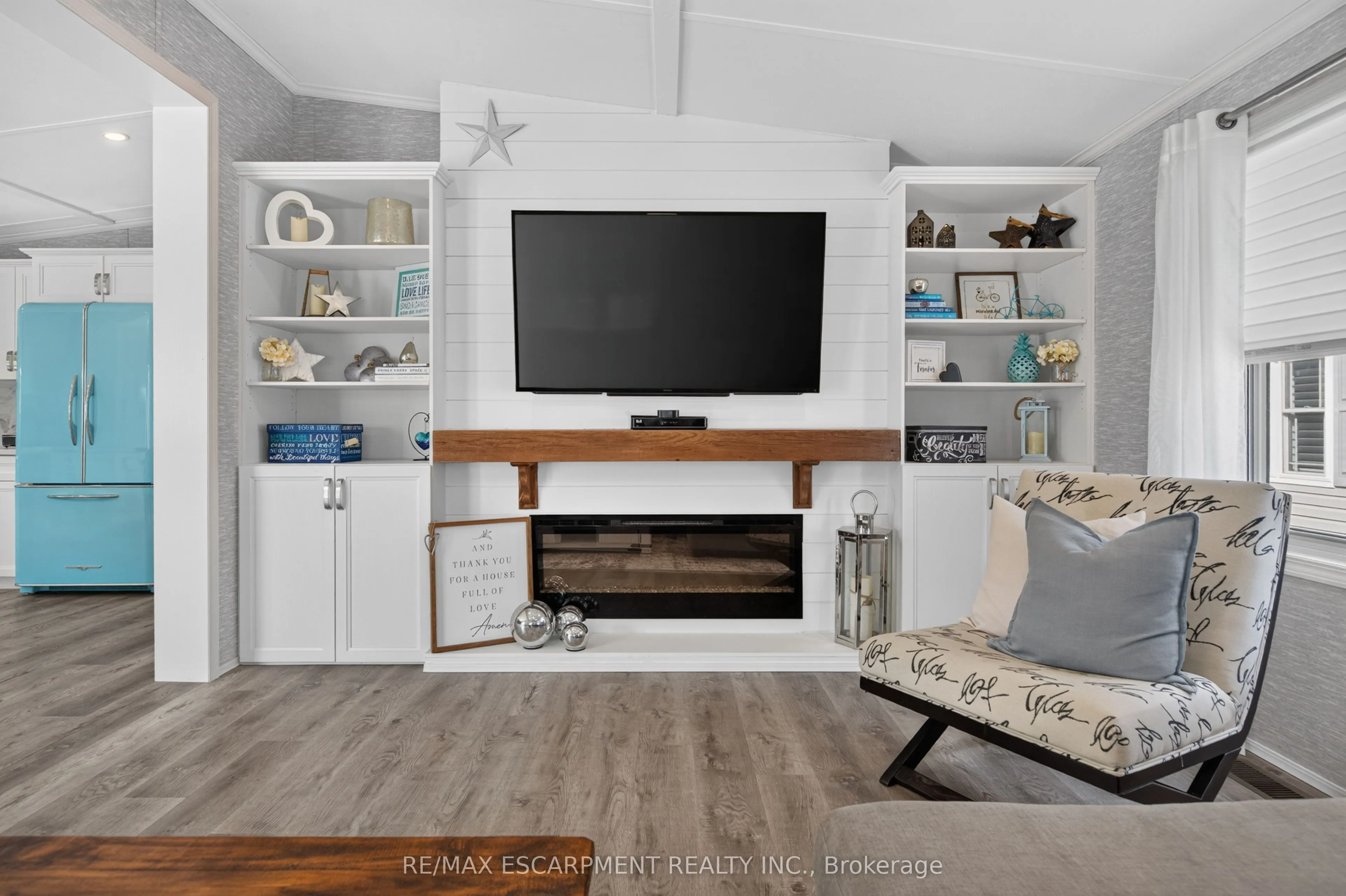 4449 Milburough Line #5 Oak Street