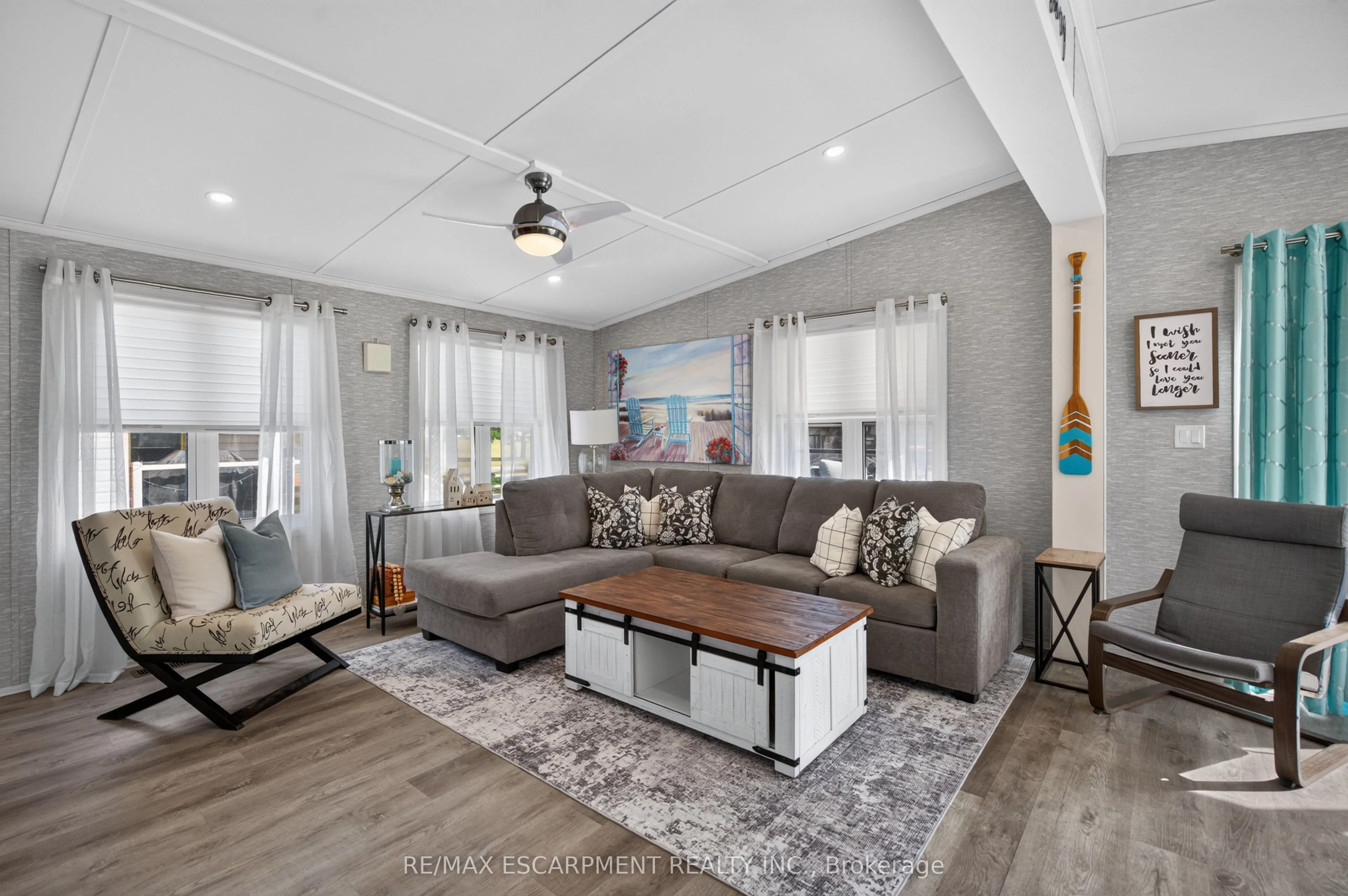 4449 Milburough Line #5 Oak Street