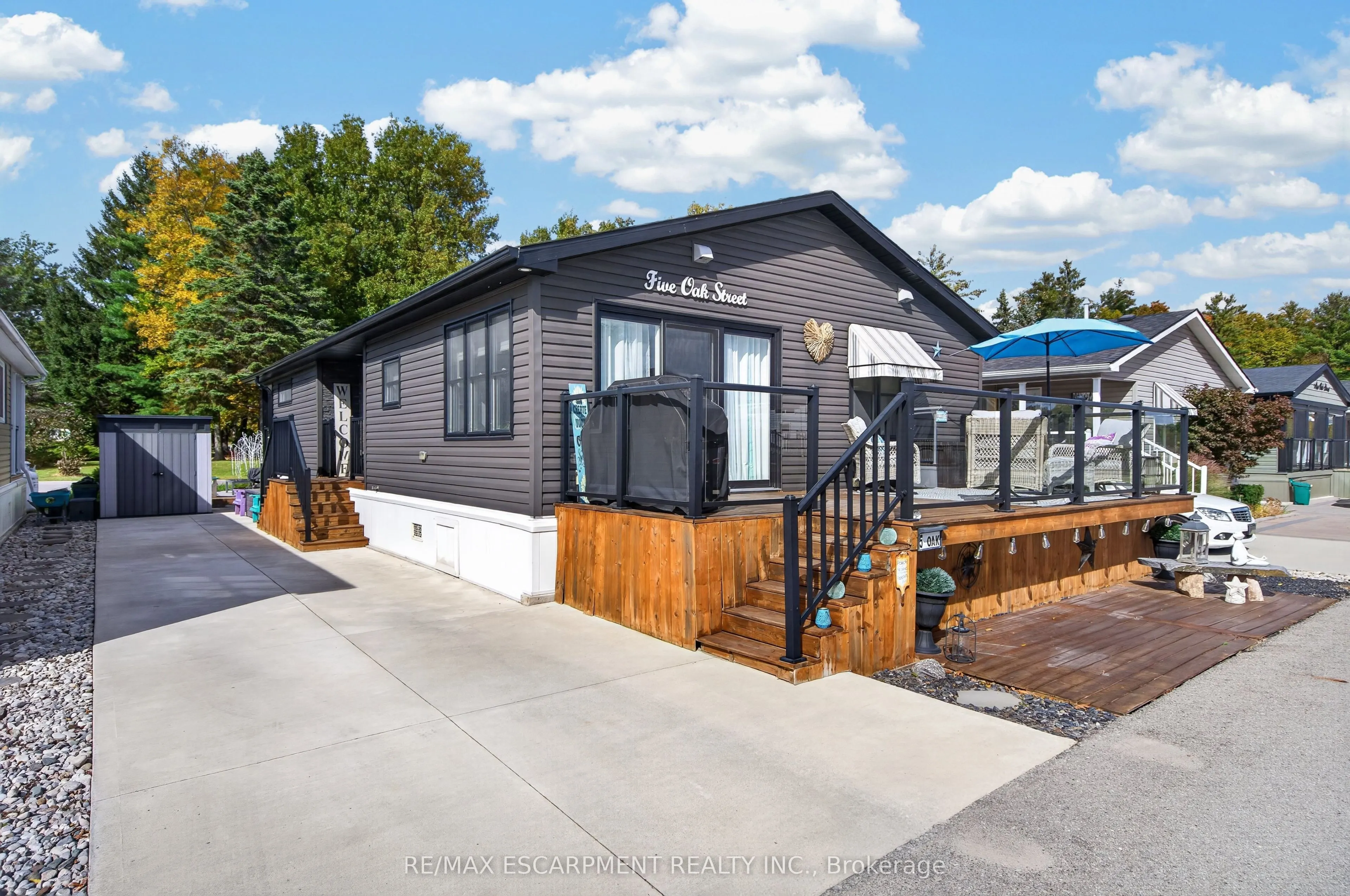 4449 Milburough Line #5 Oak Street