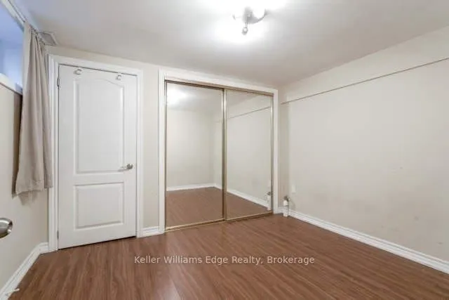 5466 Randolph Crescent
