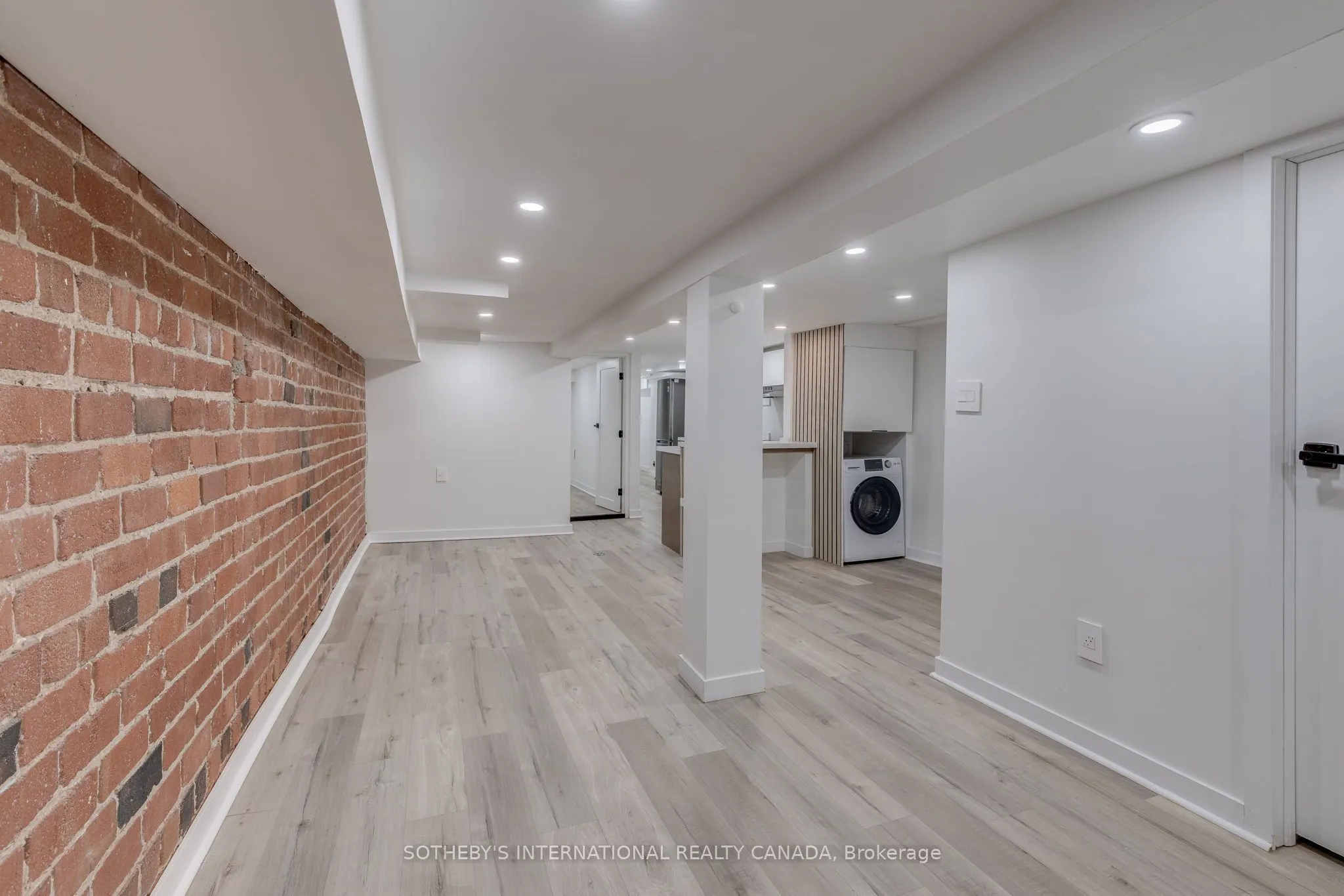 120 Glenlake Avenue #Bsmt
