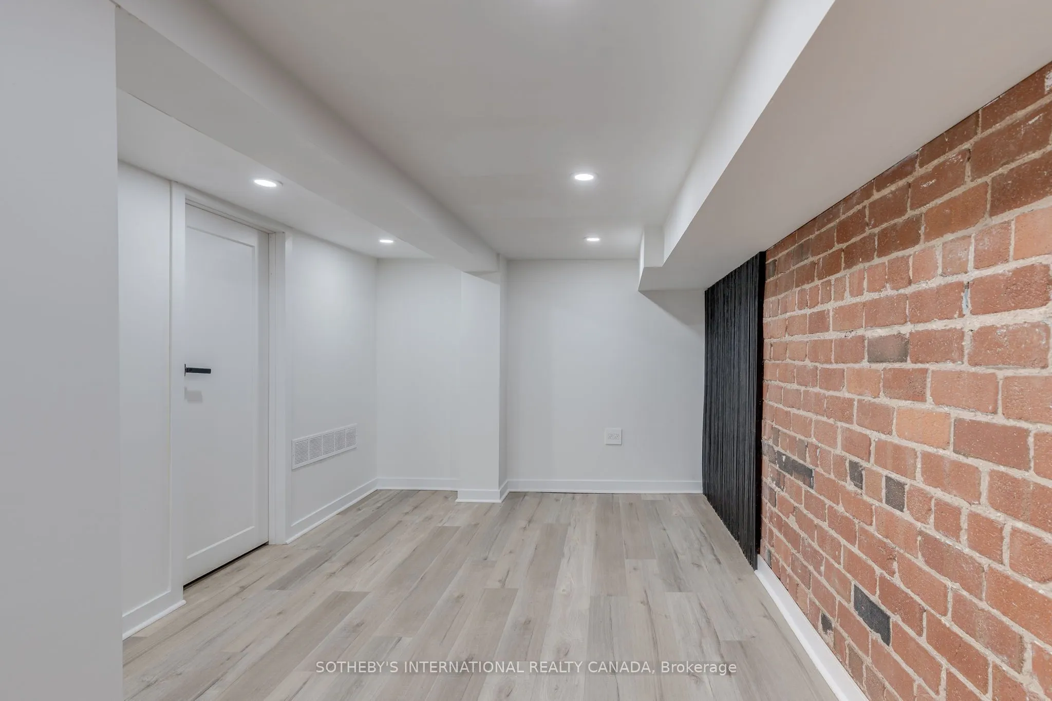 120 Glenlake Avenue #Bsmt