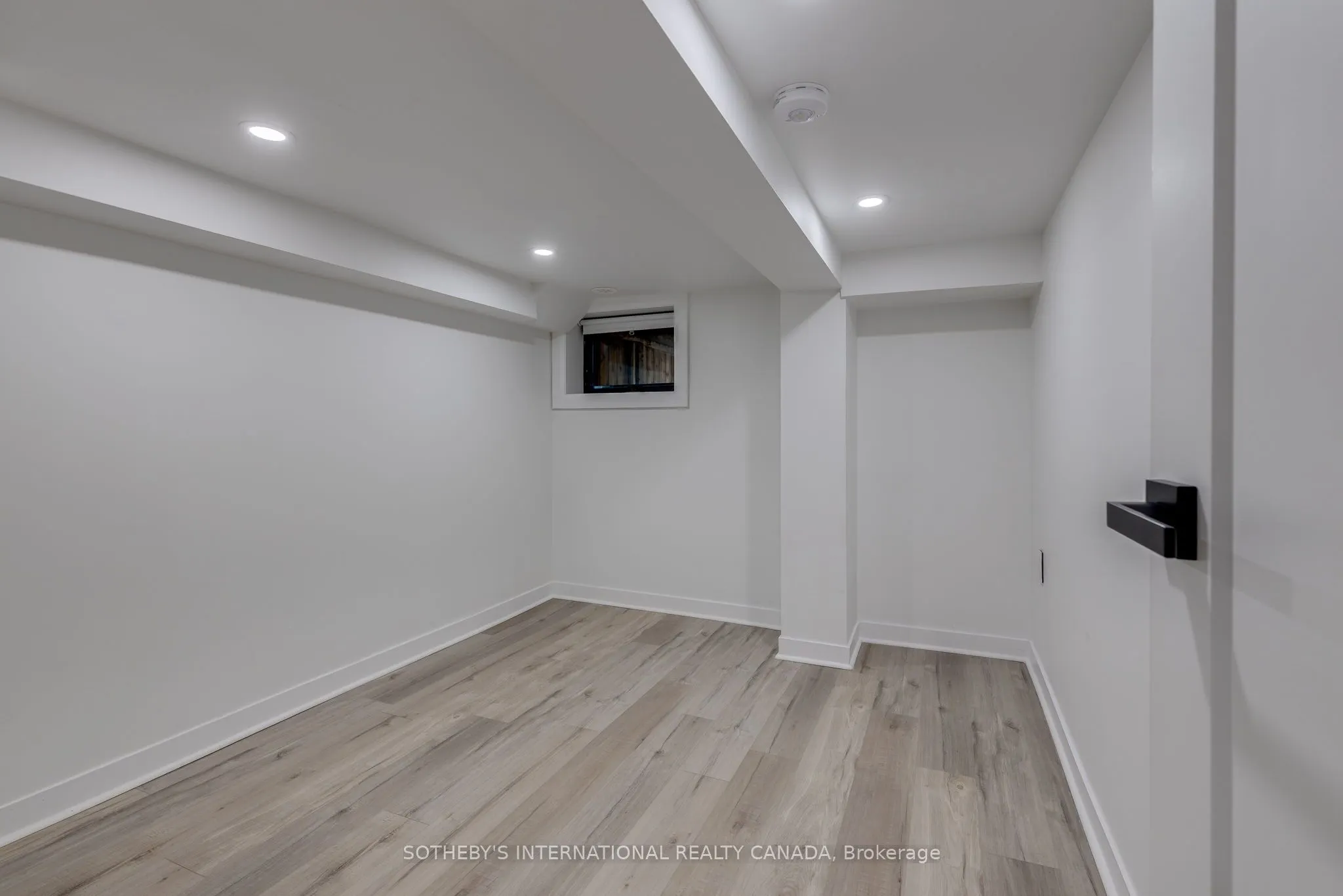 120 Glenlake Avenue #Bsmt