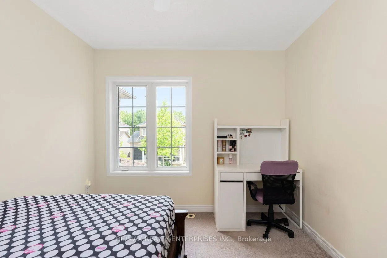 2248 Seton Crescent