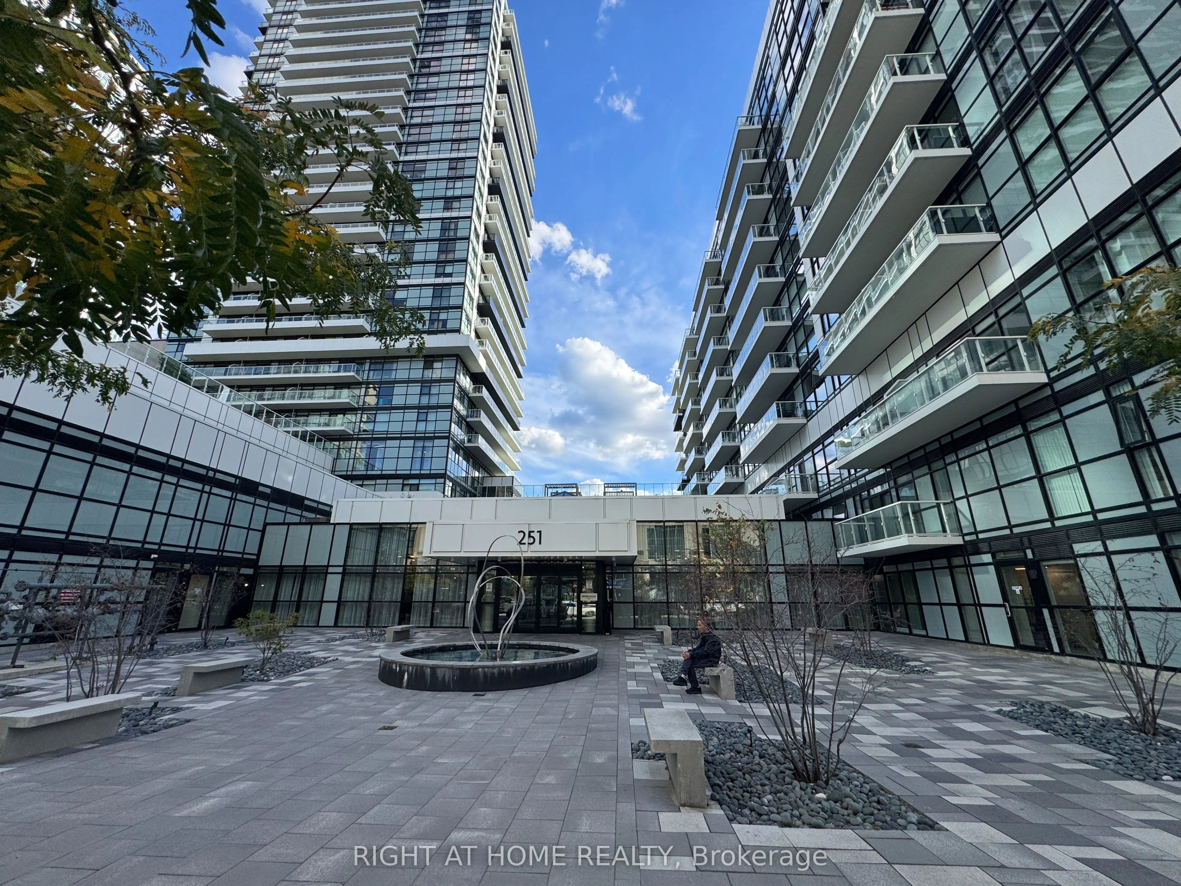 251 Manitoba Street #1411