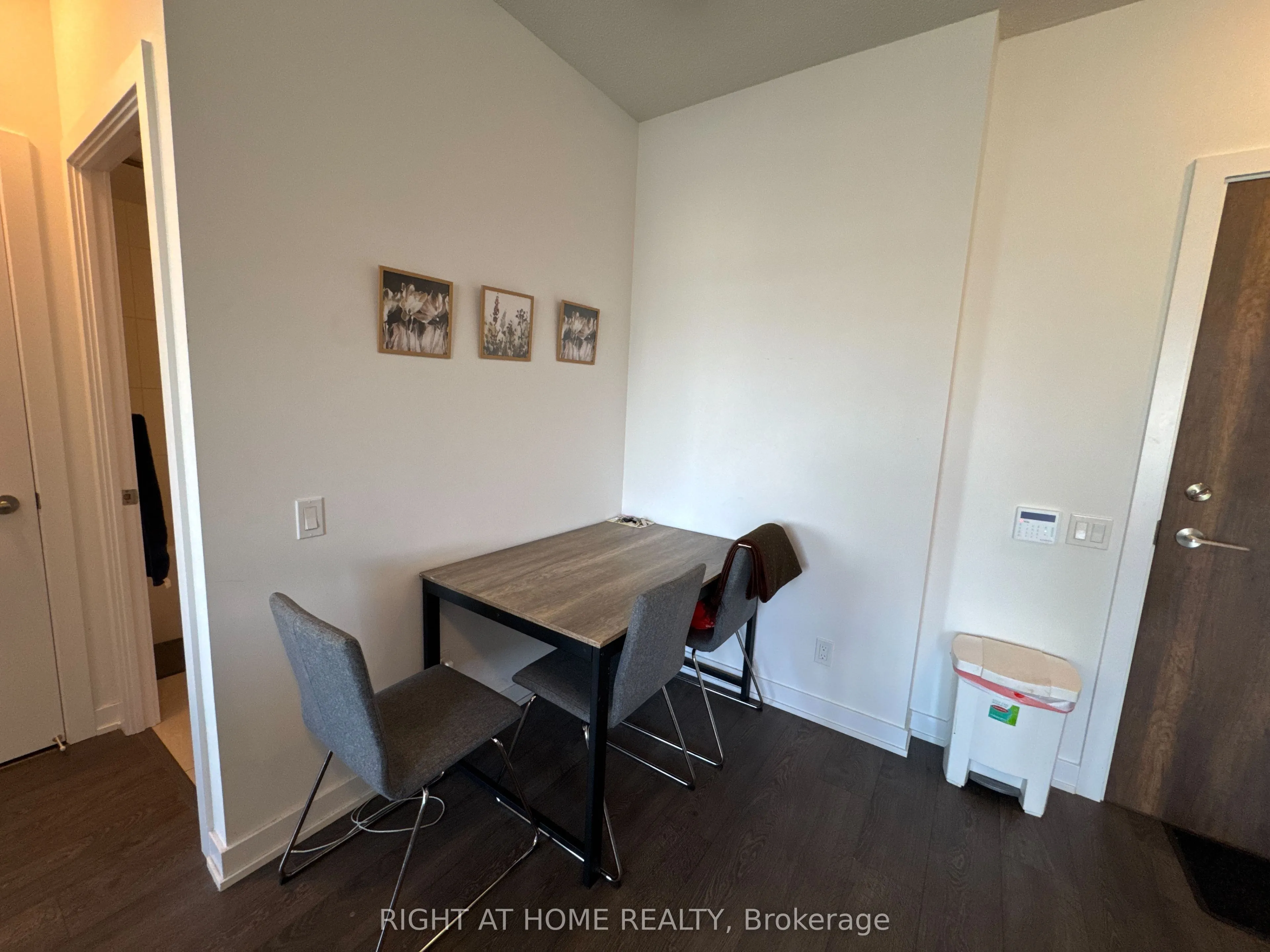 251 Manitoba Street #1411