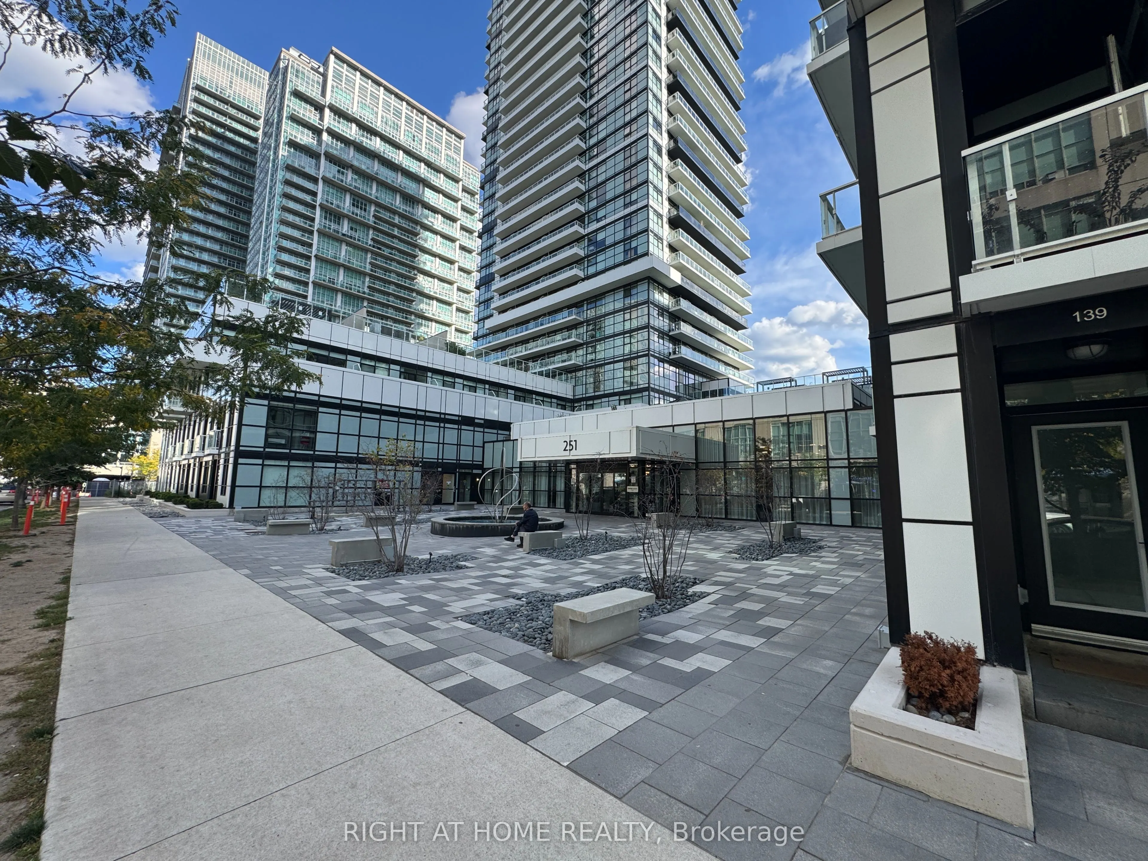 251 Manitoba Street #1411
