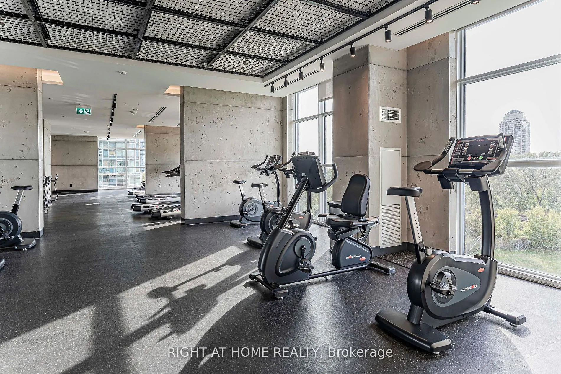 251 Manitoba Street #1411