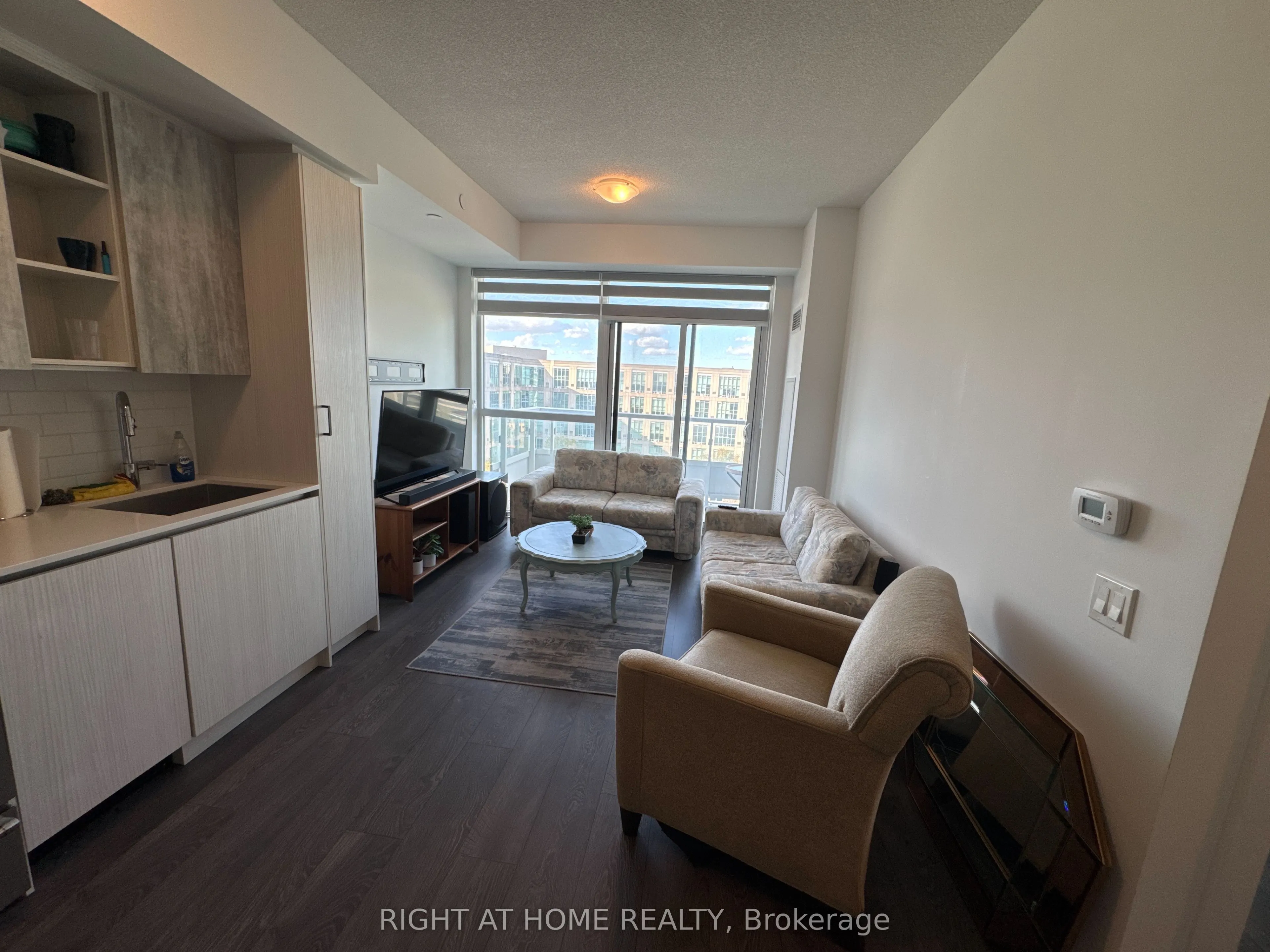 251 Manitoba Street #1411
